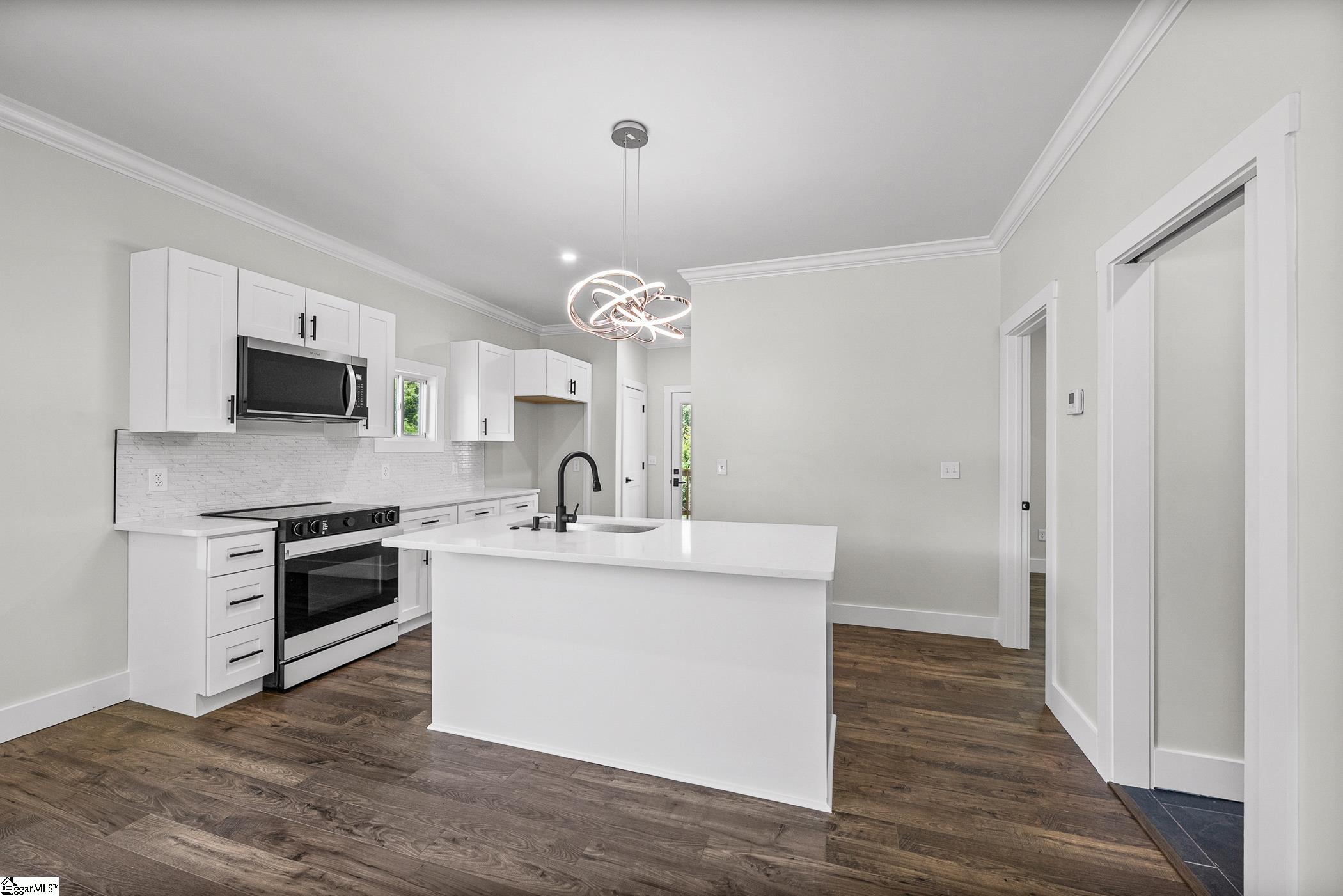 81 Palmetto Street Clinton, SC 29325