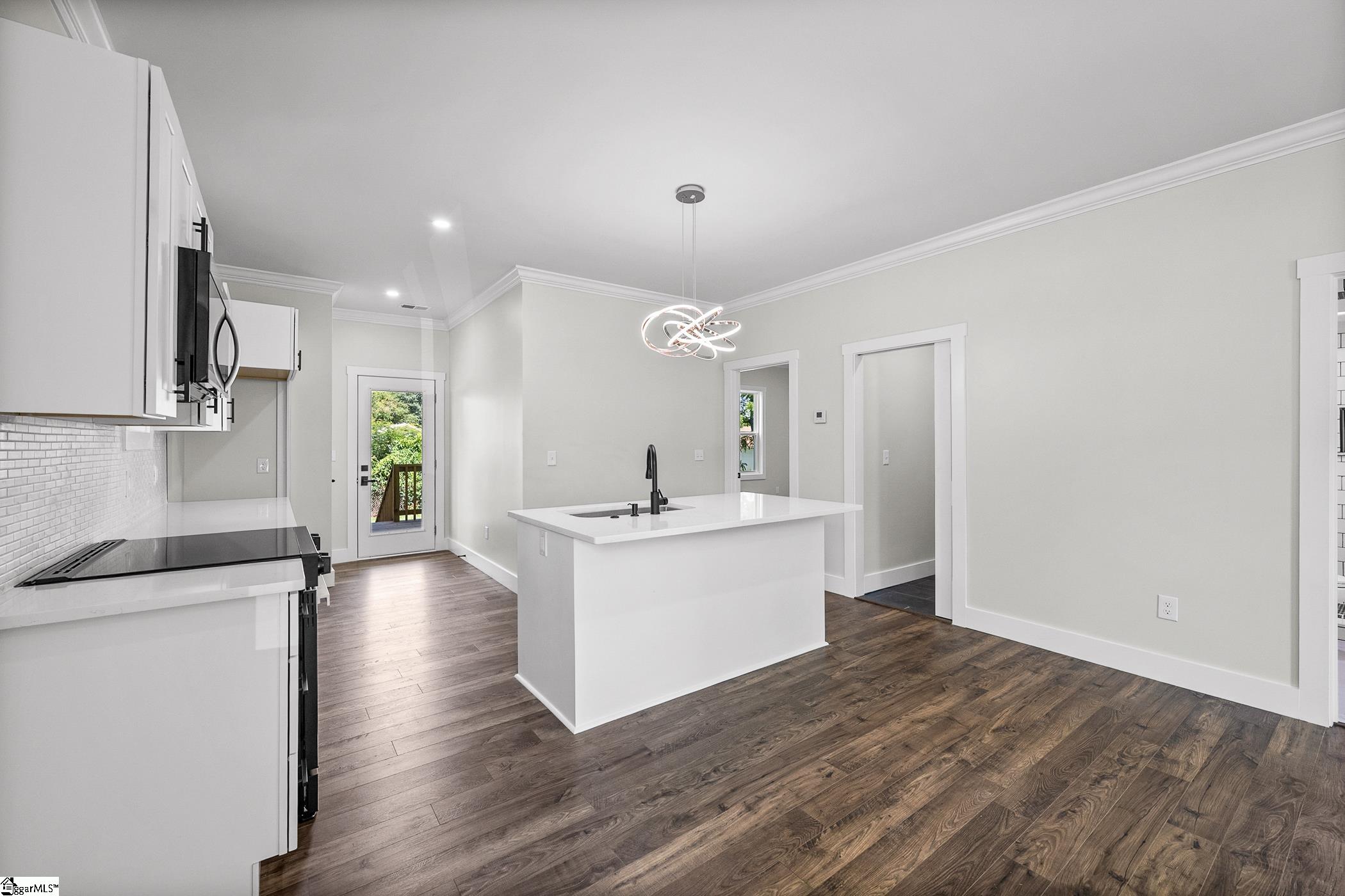 81 Palmetto Street Clinton, SC 29325