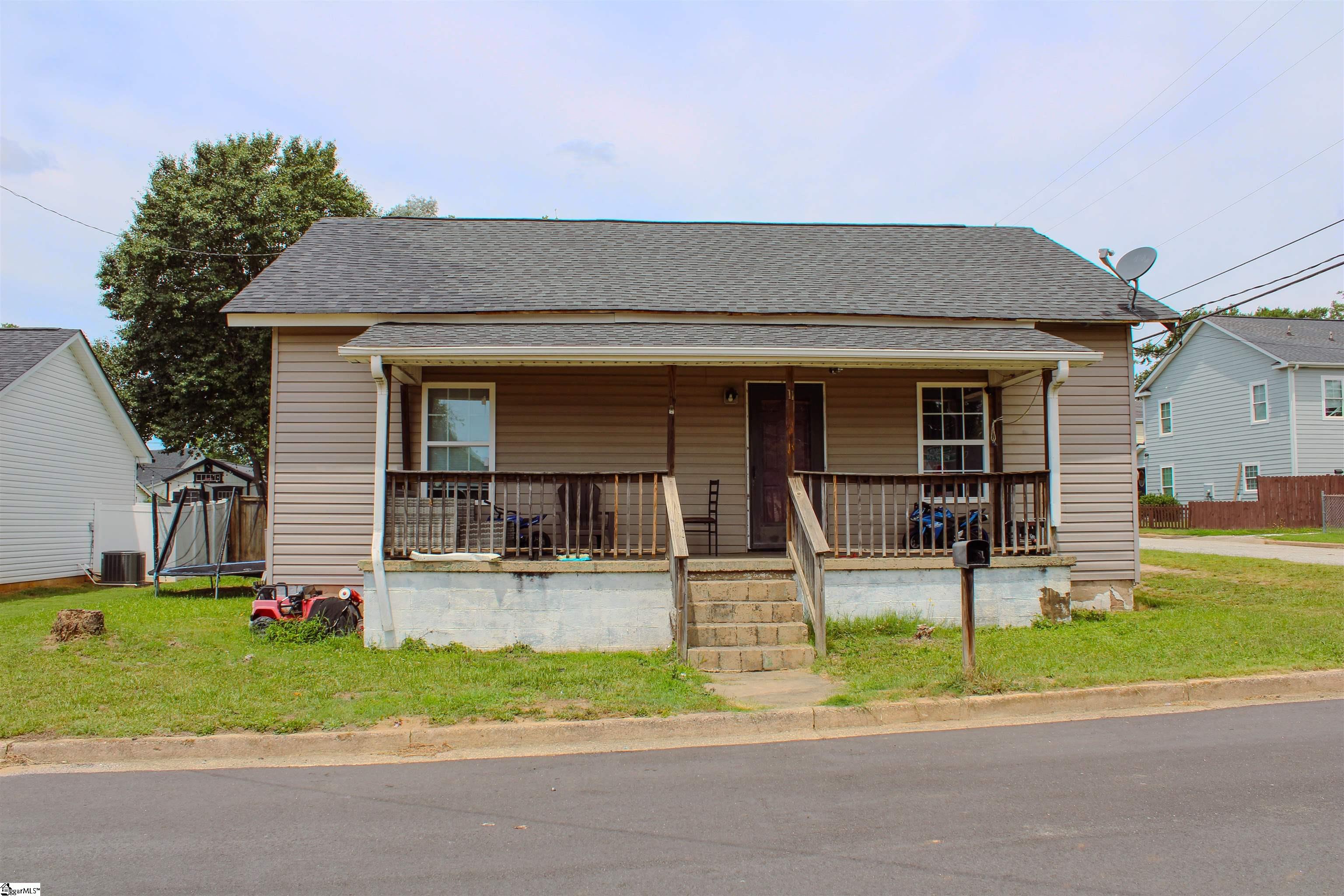 11 5th Street Greer, SC 29651