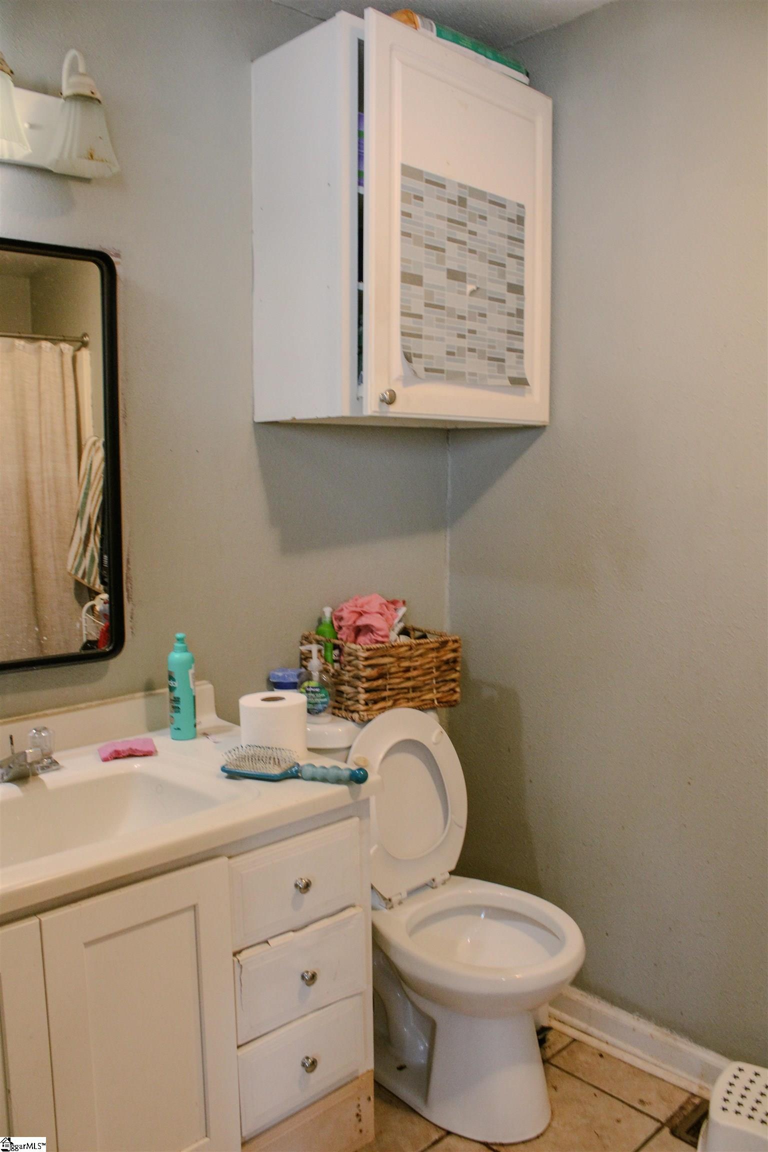 11 5th Street Greer, SC 29651