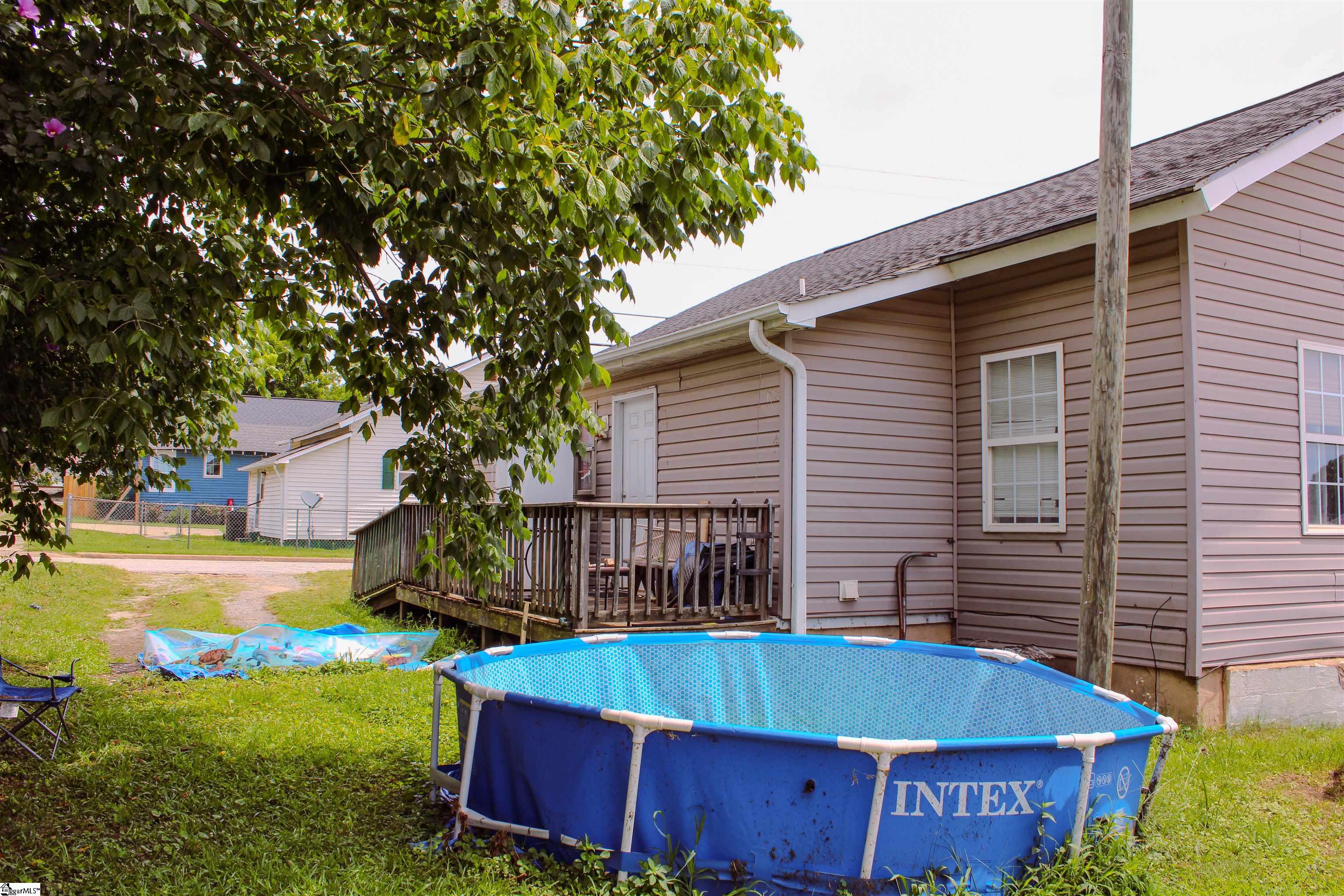 11 5th Street Greer, SC 29651