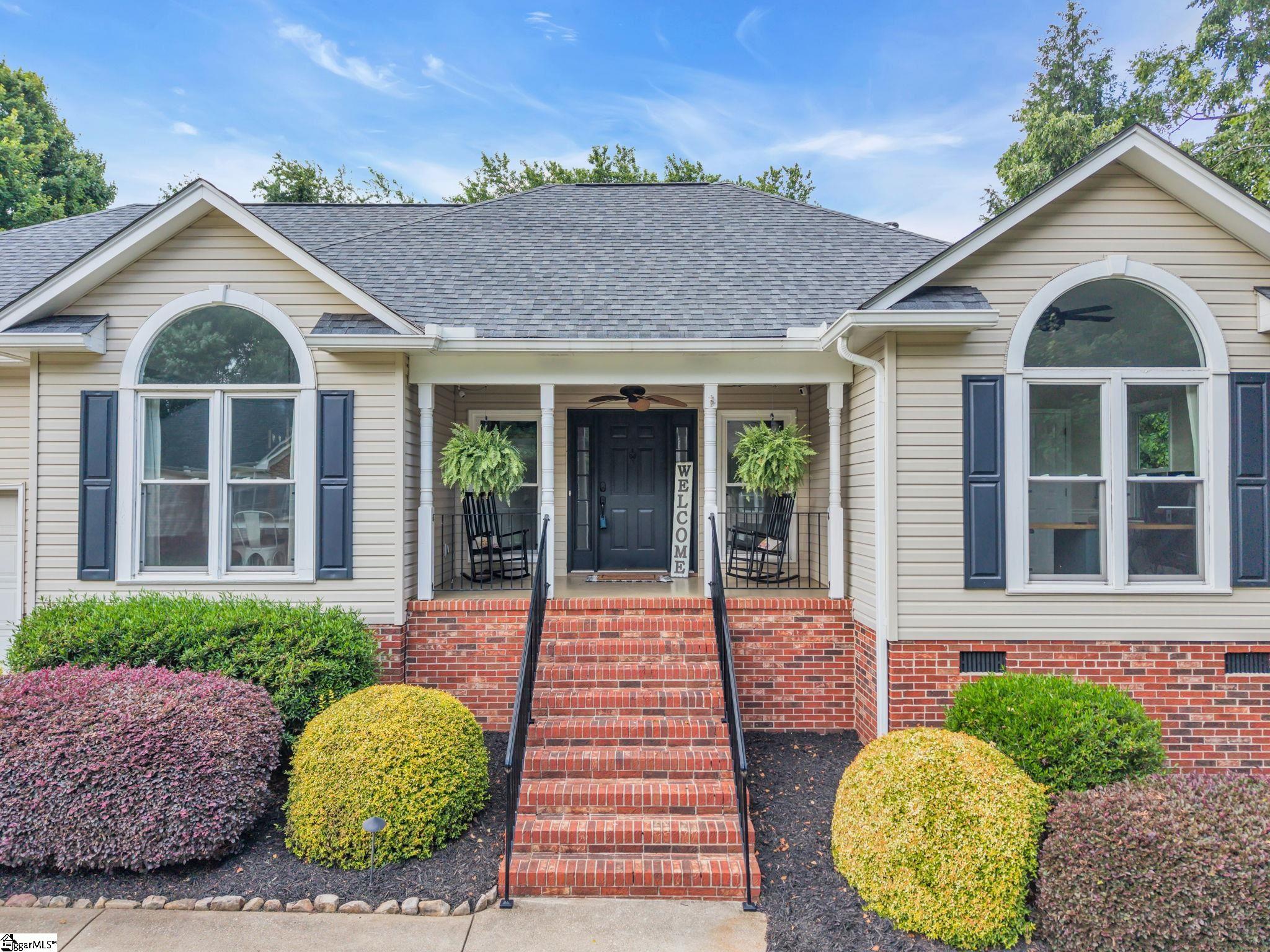 407 Two Gait Lane Simpsonville, SC 29680