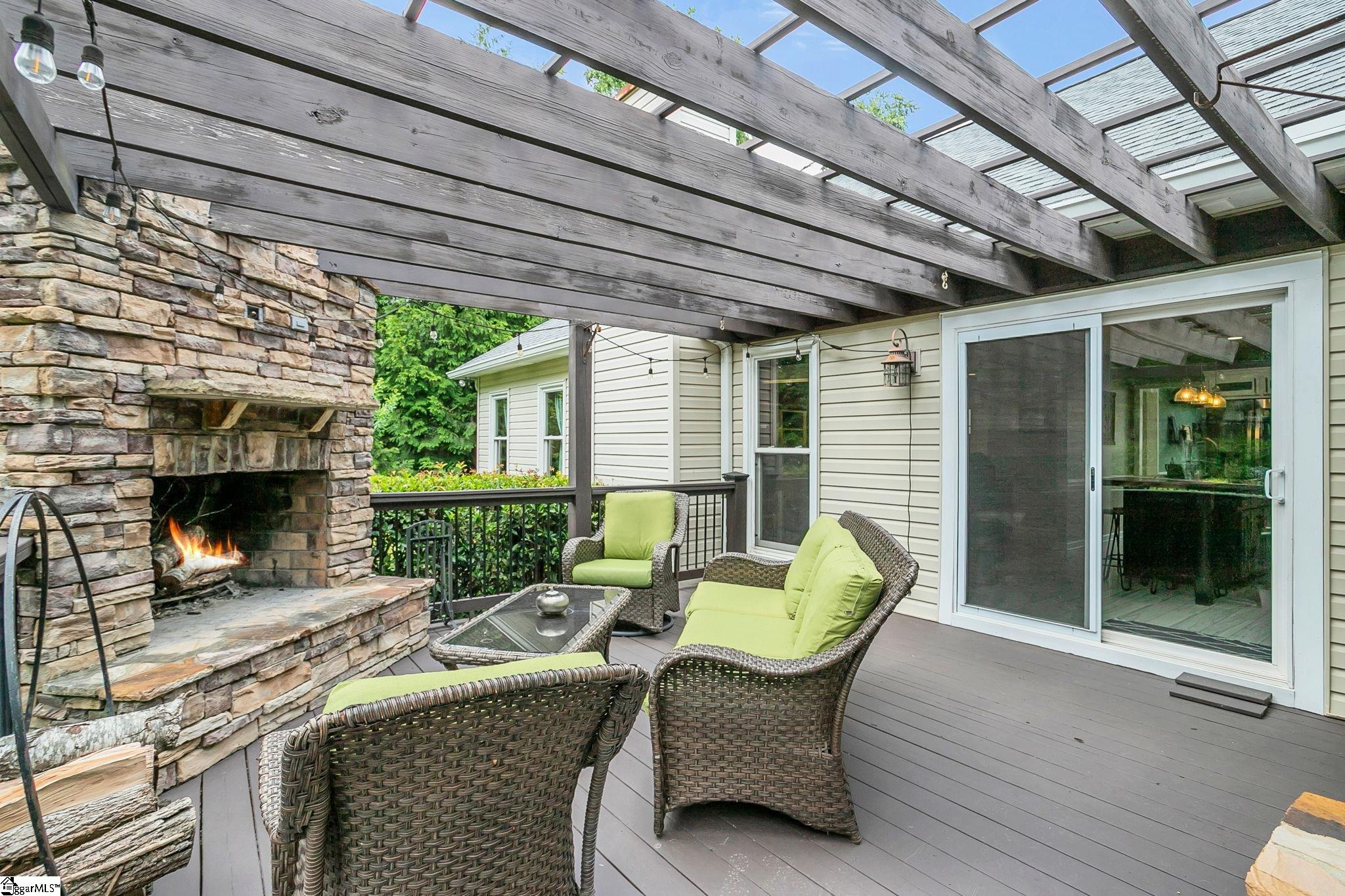 407 Two Gait Lane Simpsonville, SC 29680