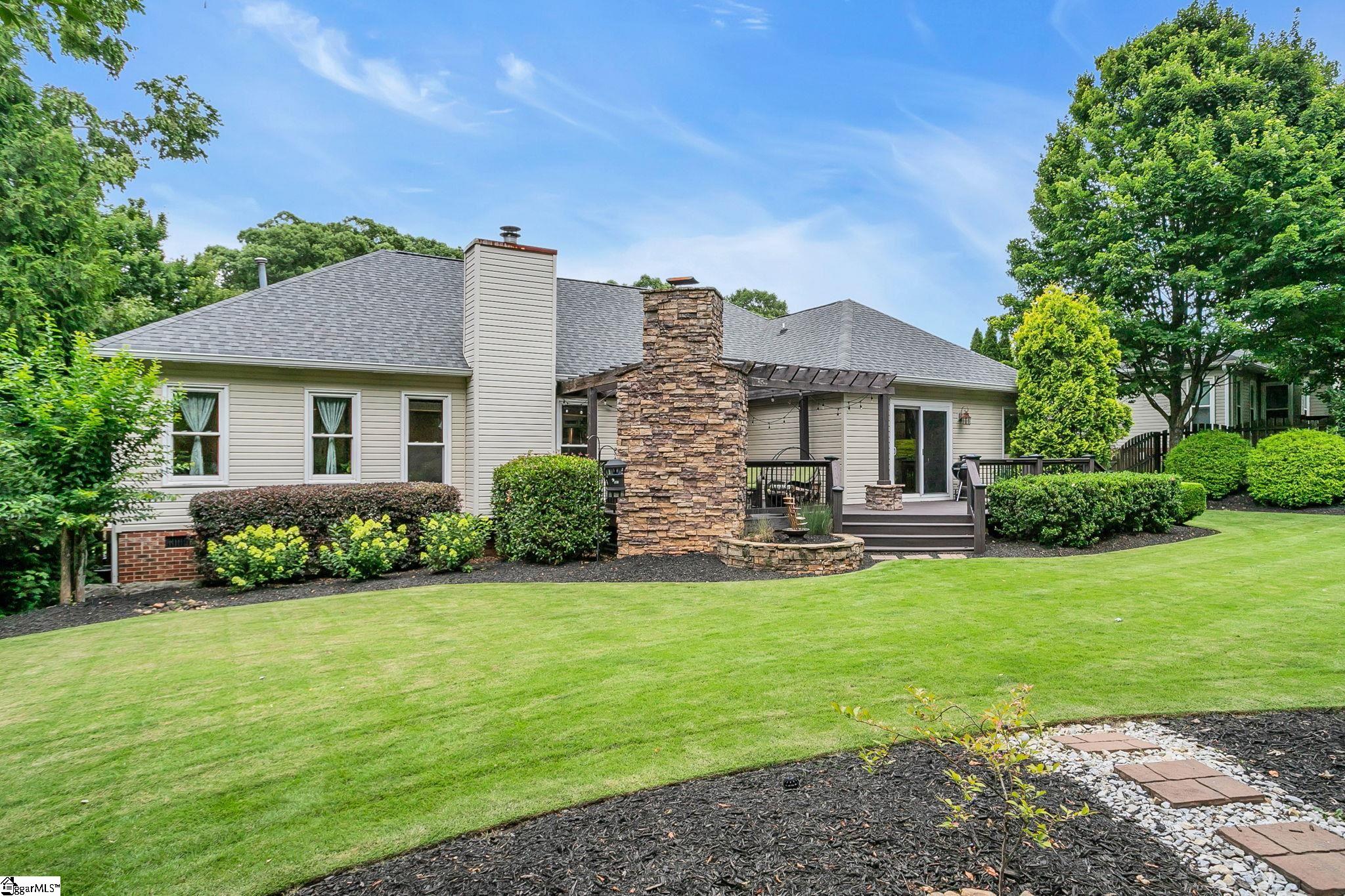 407 Two Gait Lane Simpsonville, SC 29680