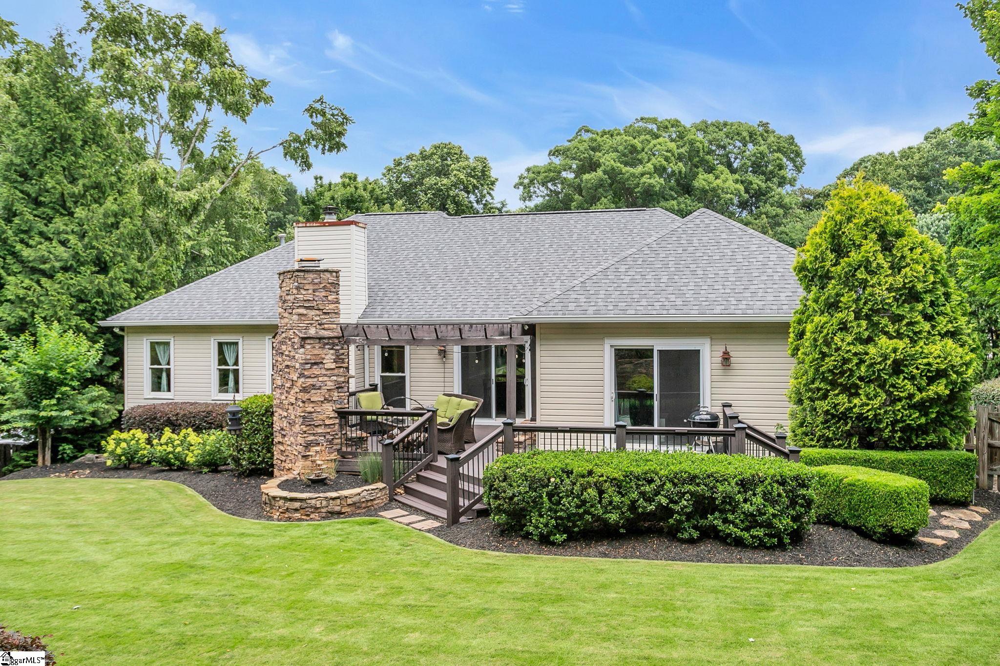 407 Two Gait Lane Simpsonville, SC 29680