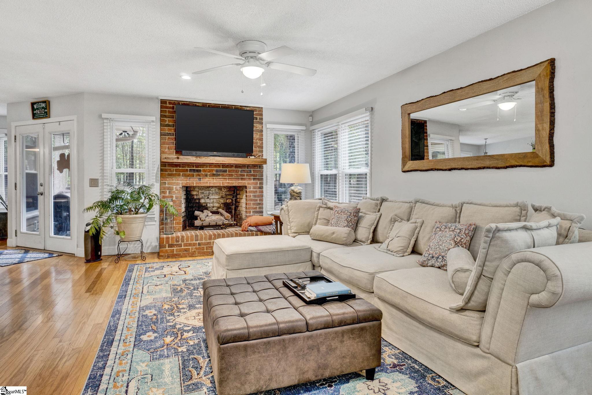 3239 Hurricane Church Road Clinton, SC 29325