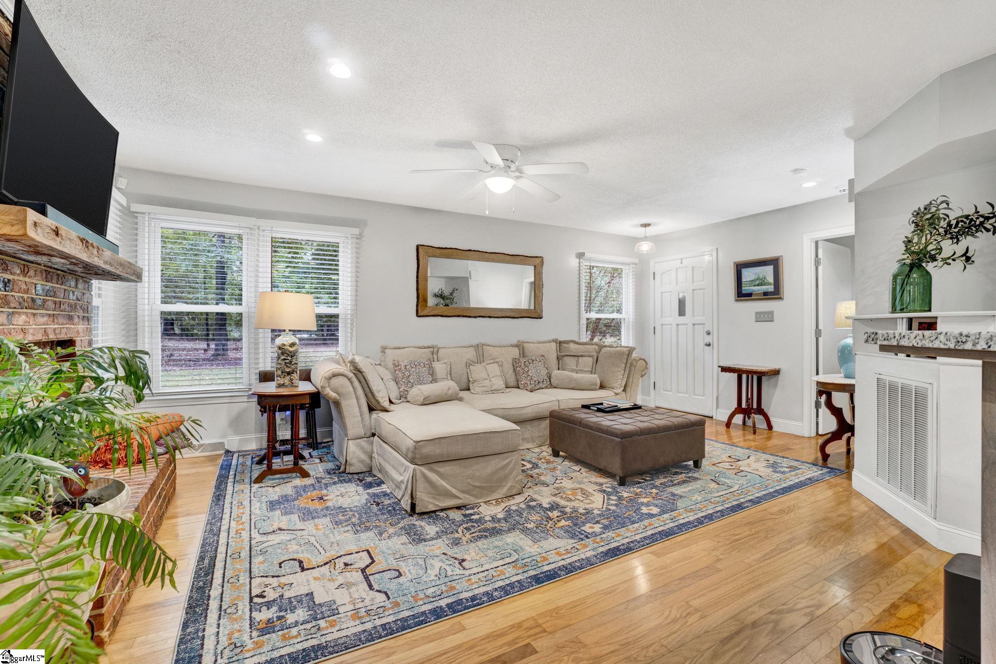 3239 Hurricane Church Road Clinton, SC 29325