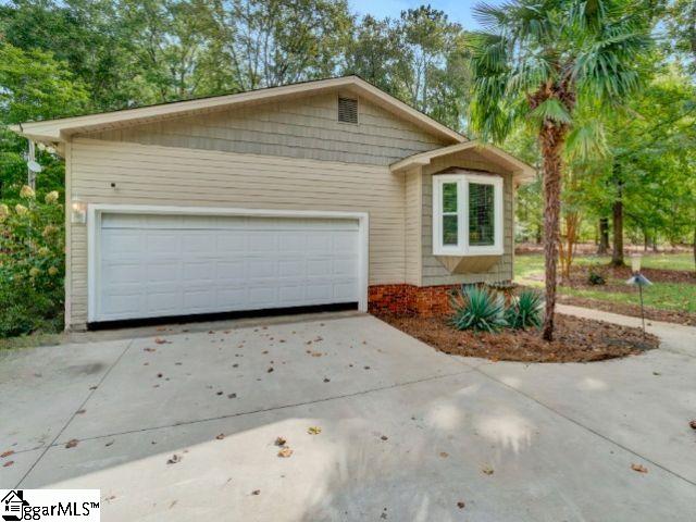 3239 Hurricane Church Road Clinton, SC 29325