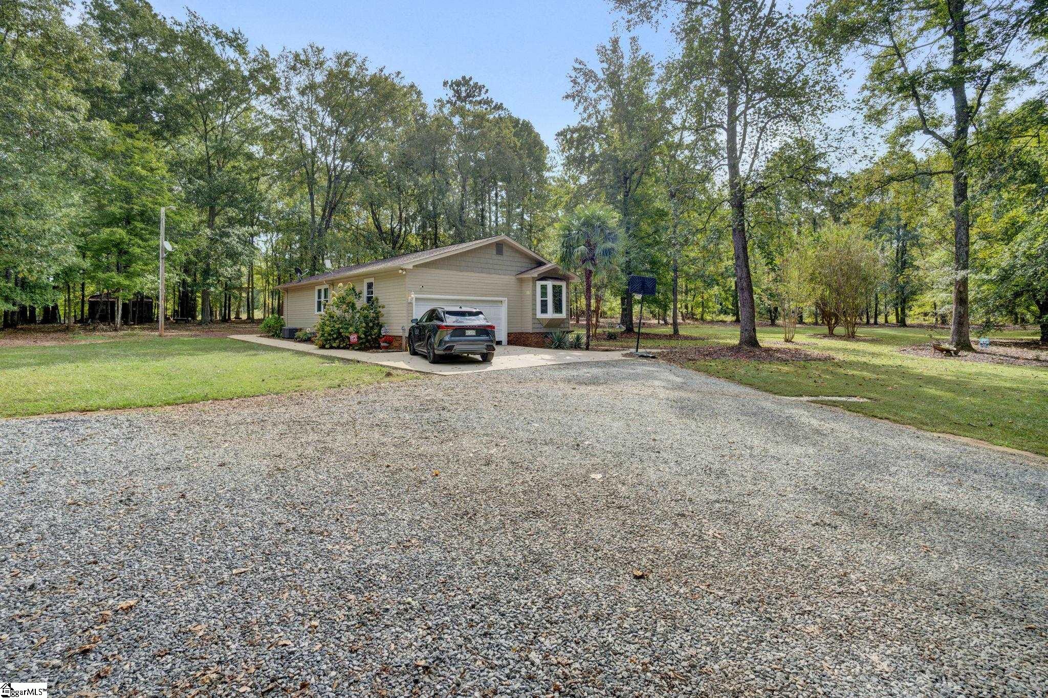 3239 Hurricane Church Road Clinton, SC 29325