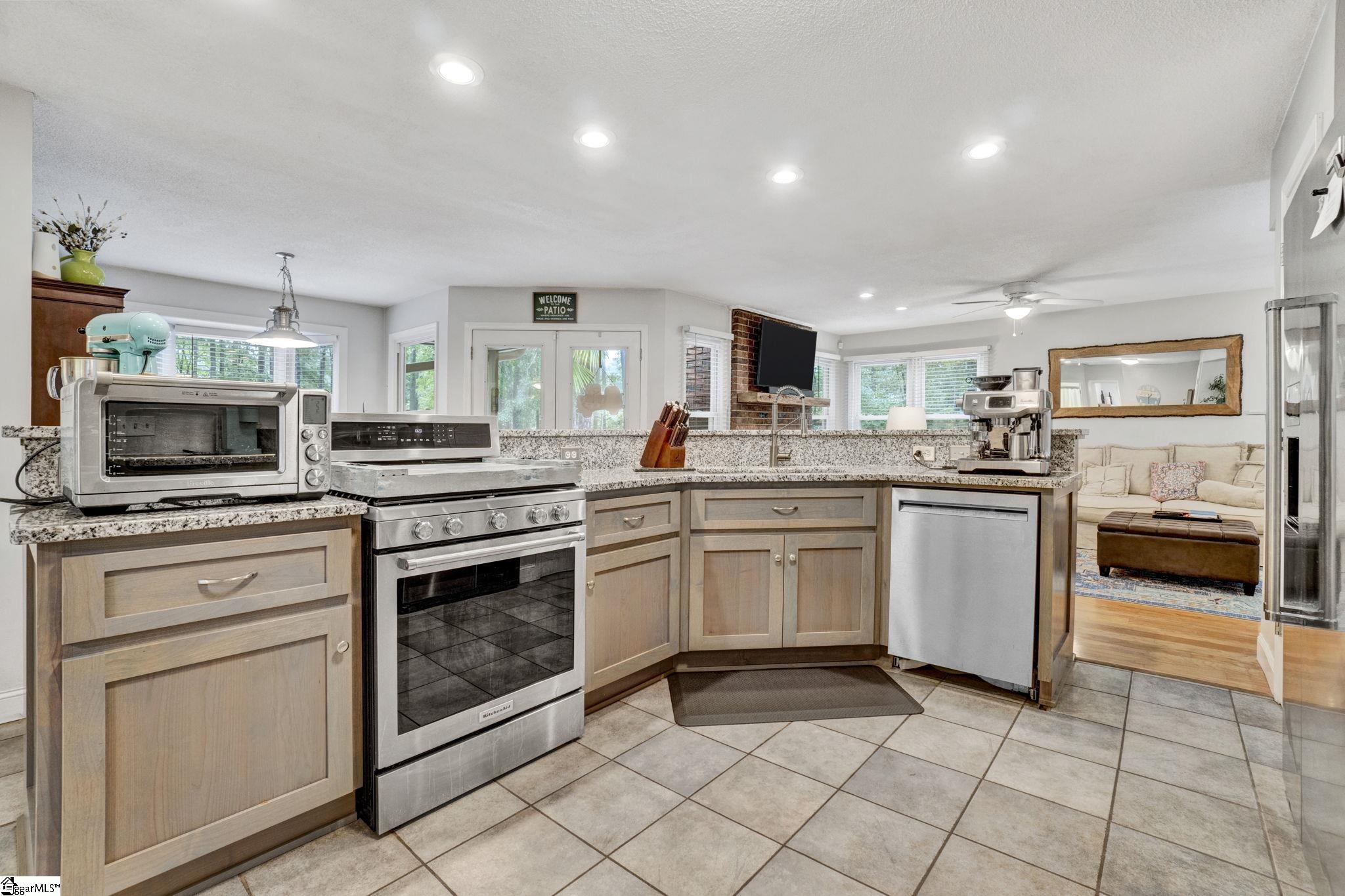 3239 Hurricane Church Road Clinton, SC 29325