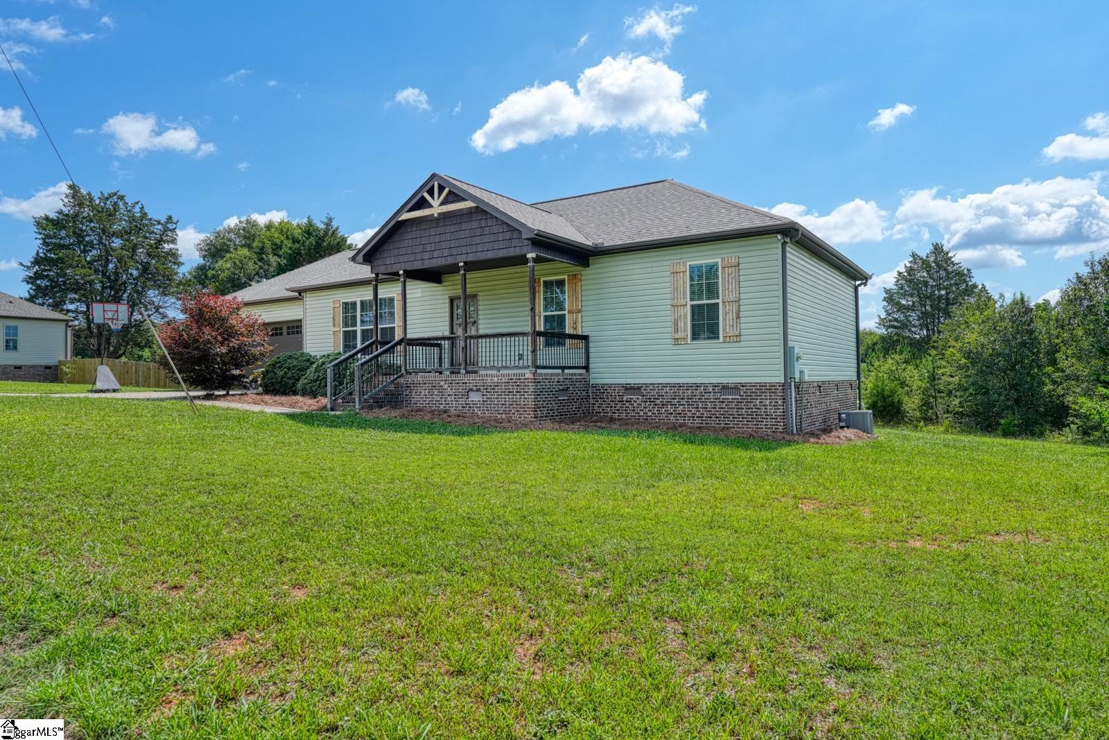 183 Pearson Street Moore, SC 29369