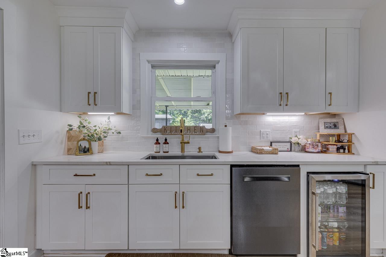 219 McCall Road Simpsonville, SC 29680