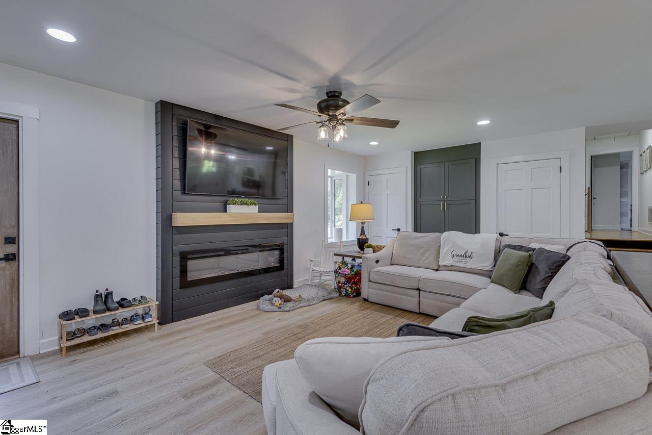 219 McCall Road Simpsonville, SC 29680
