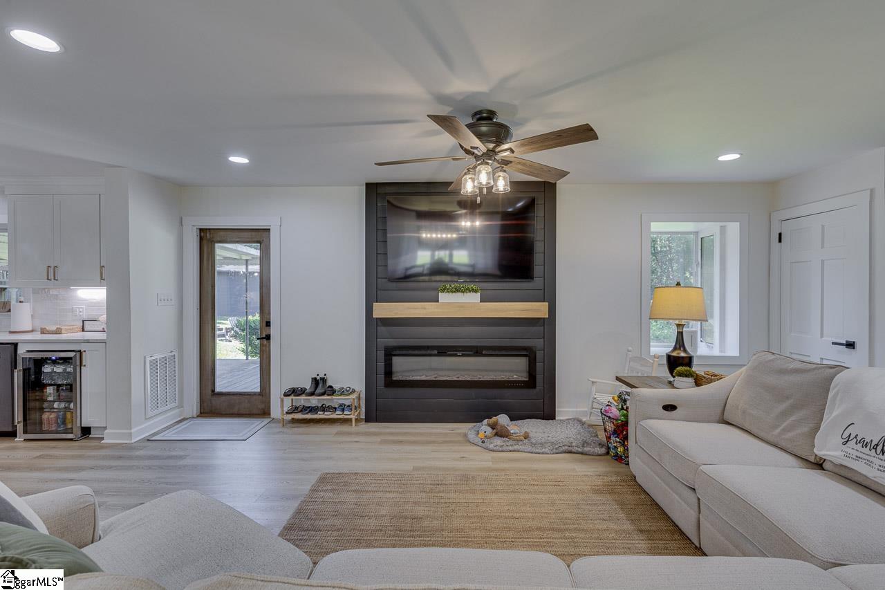 219 McCall Road Simpsonville, SC 29680