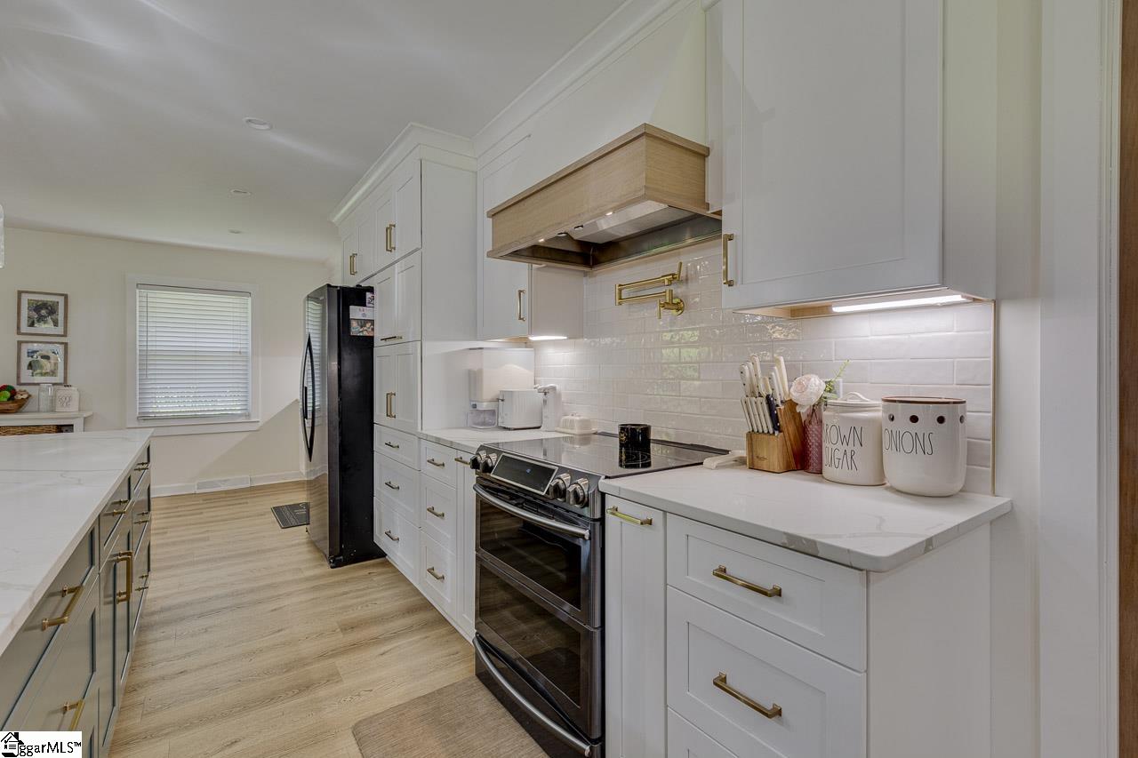 219 McCall Road Simpsonville, SC 29680