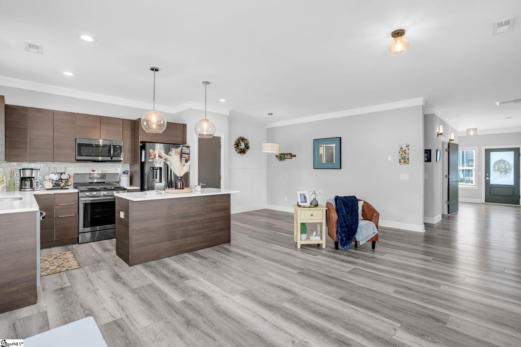 128 Park Avenue Greer, SC 29651