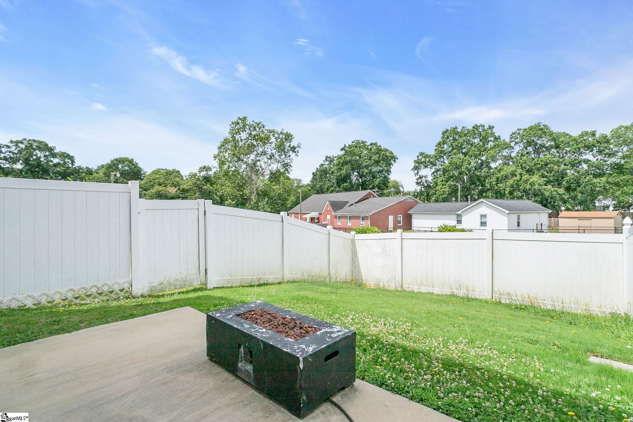 128 Park Avenue Greer, SC 29651