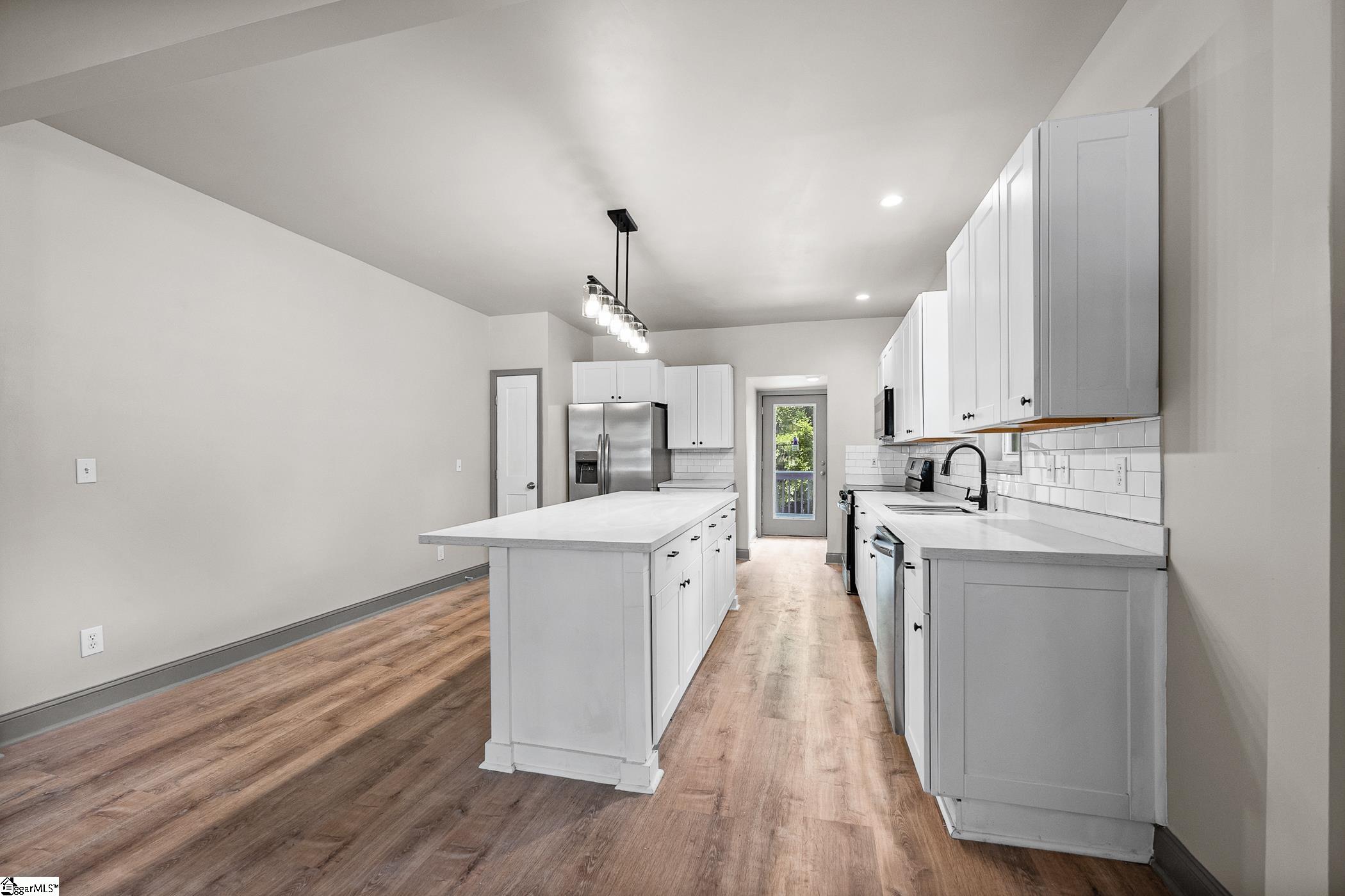 608 Easley Bridge Road Greenville, SC 29611