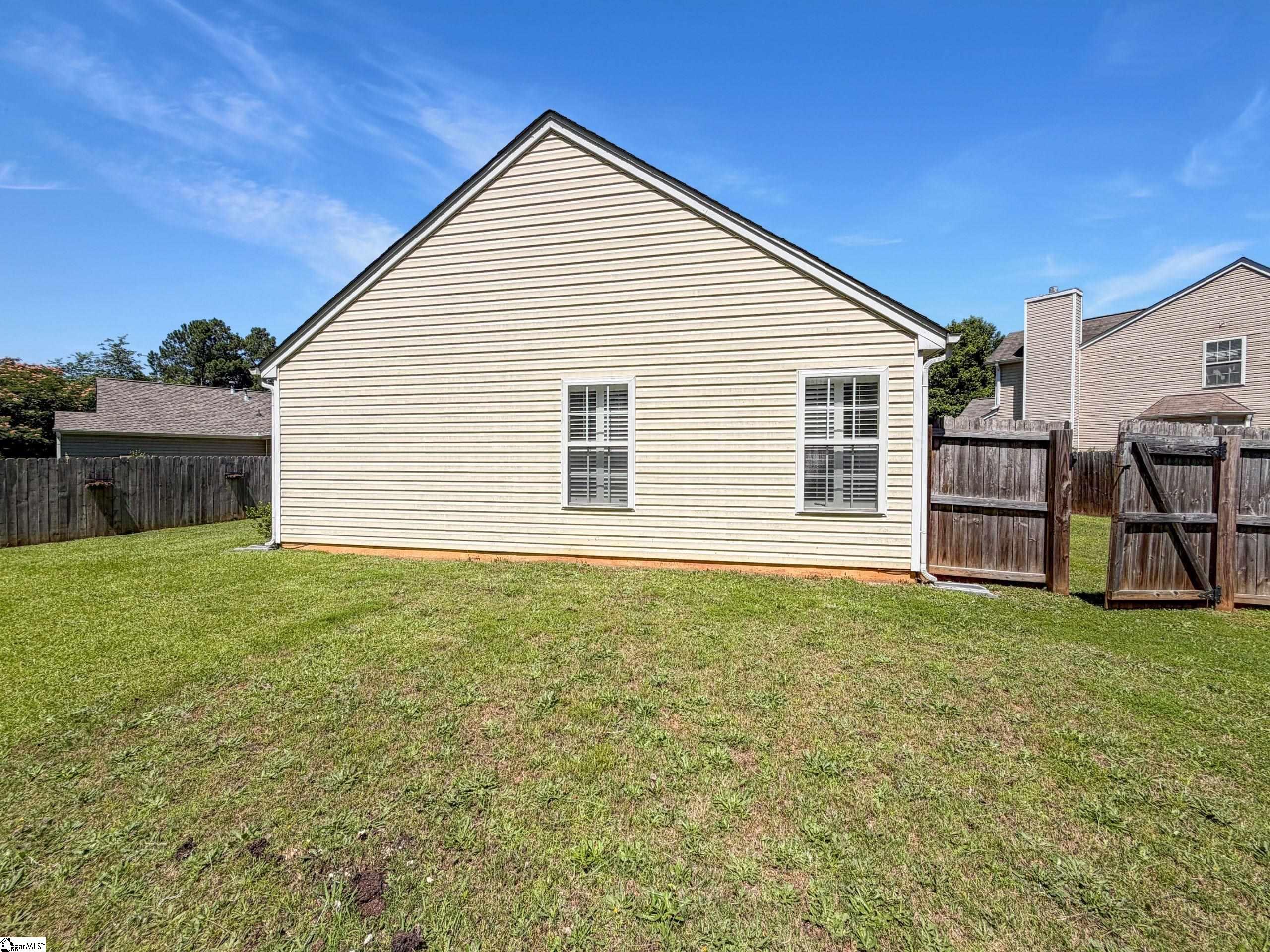 531 Glenlea Lane Greenville, SC 29617