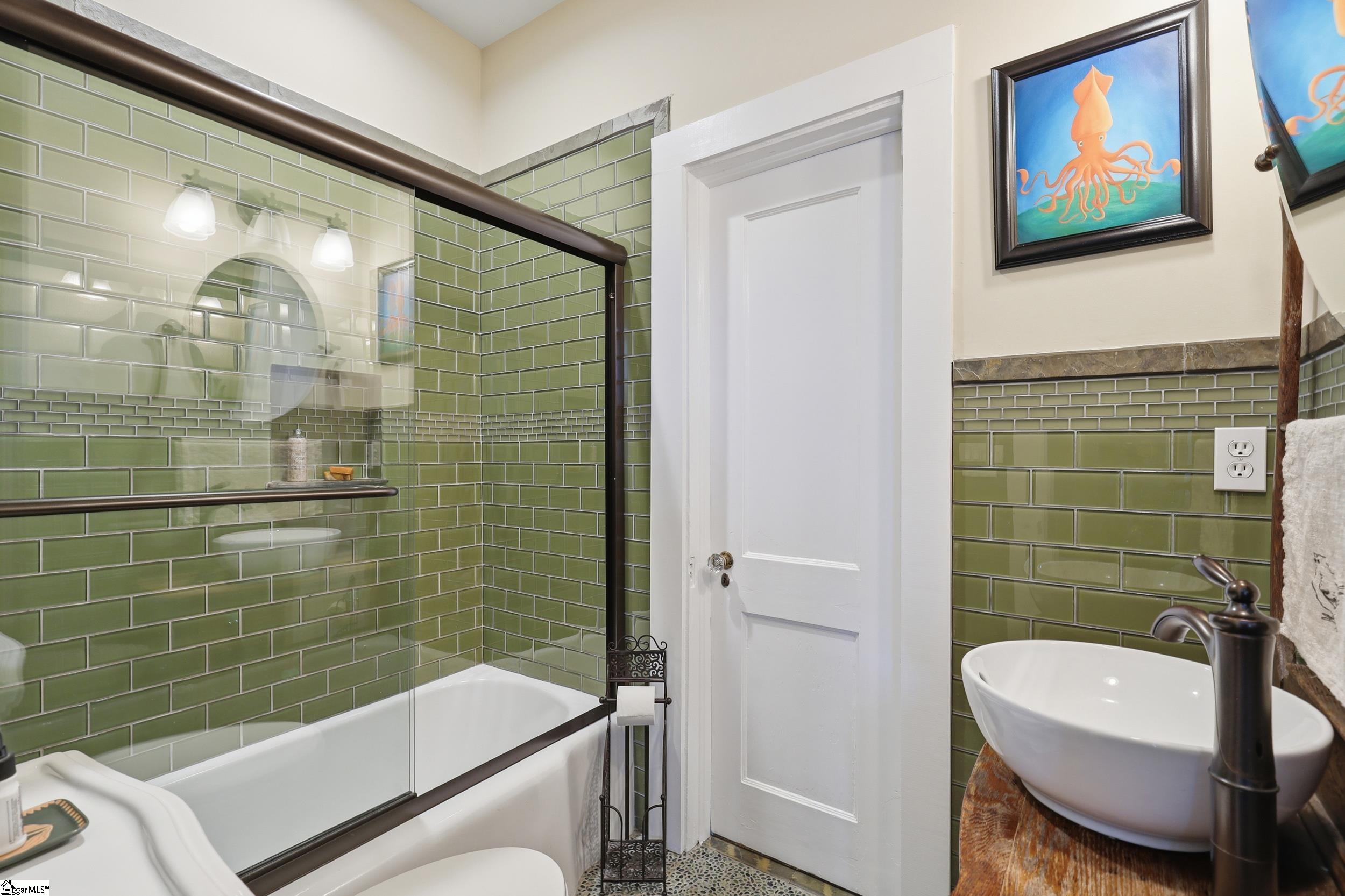 203 W Earle Street Greenville, SC 29609