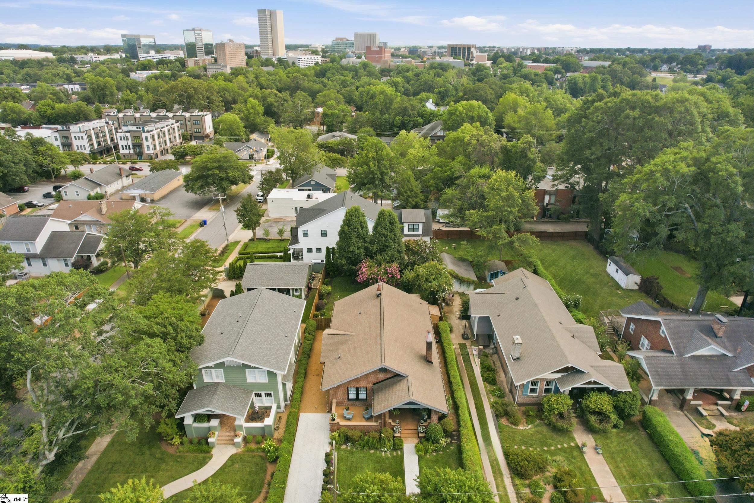 203 W Earle Street Greenville, SC 29609