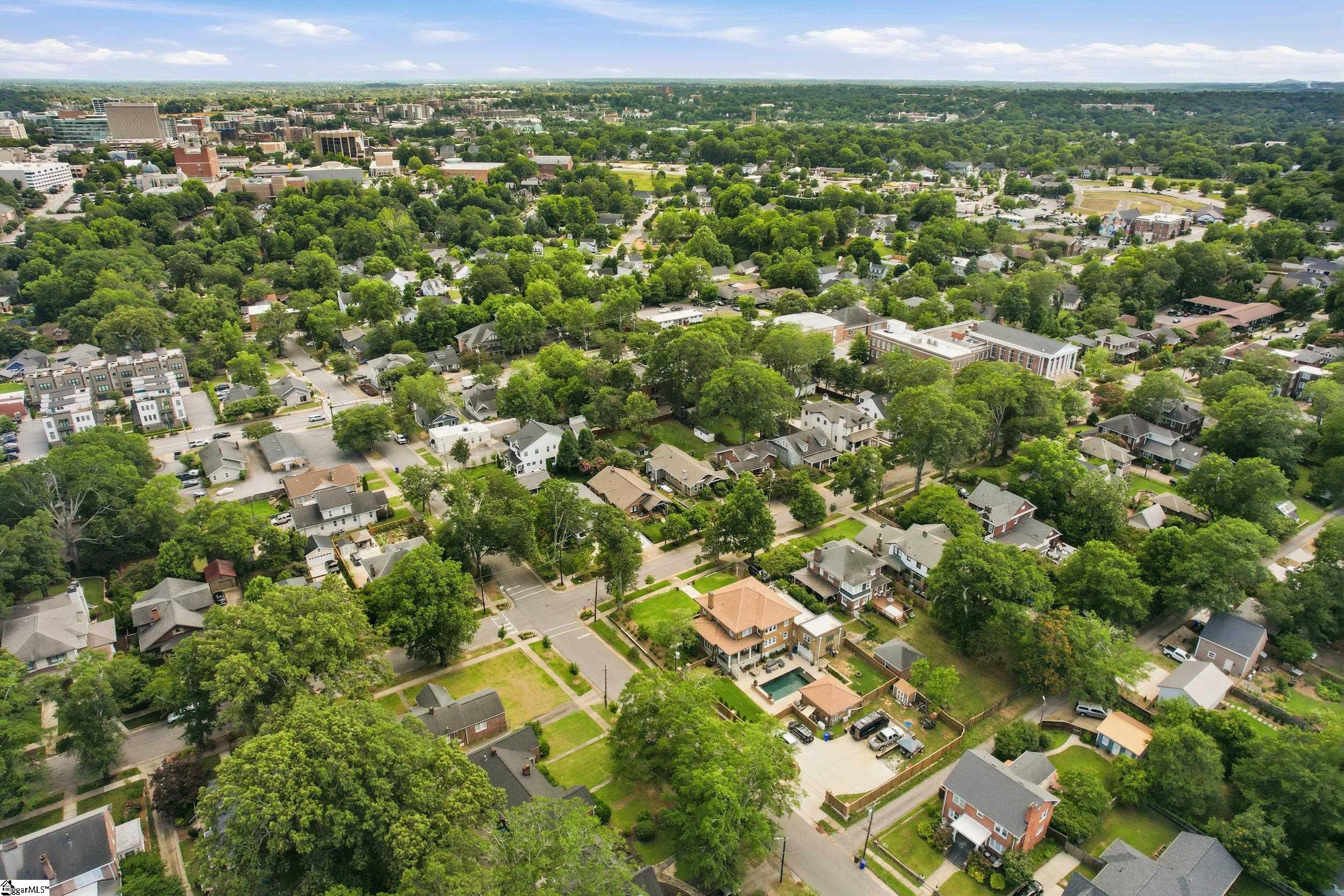 203 W Earle Street Greenville, SC 29609