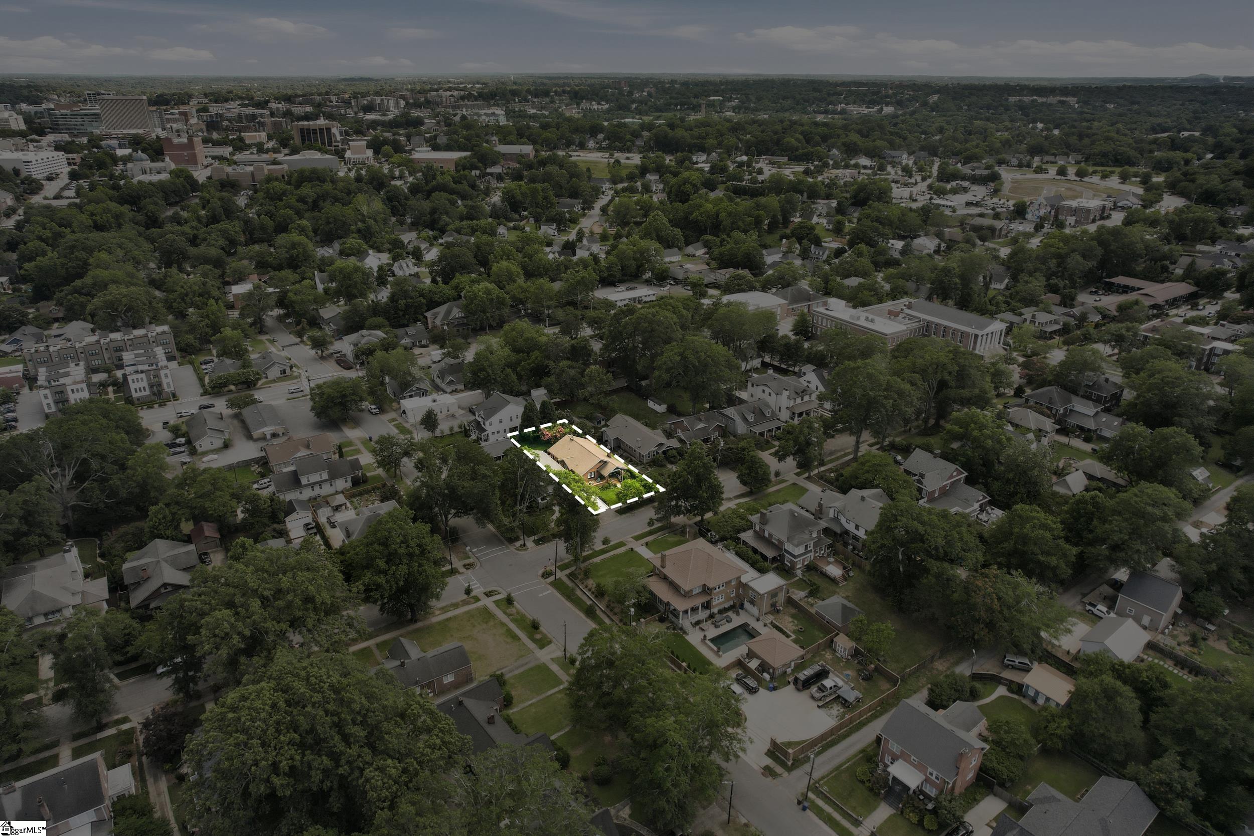 203 W Earle Street Greenville, SC 29609