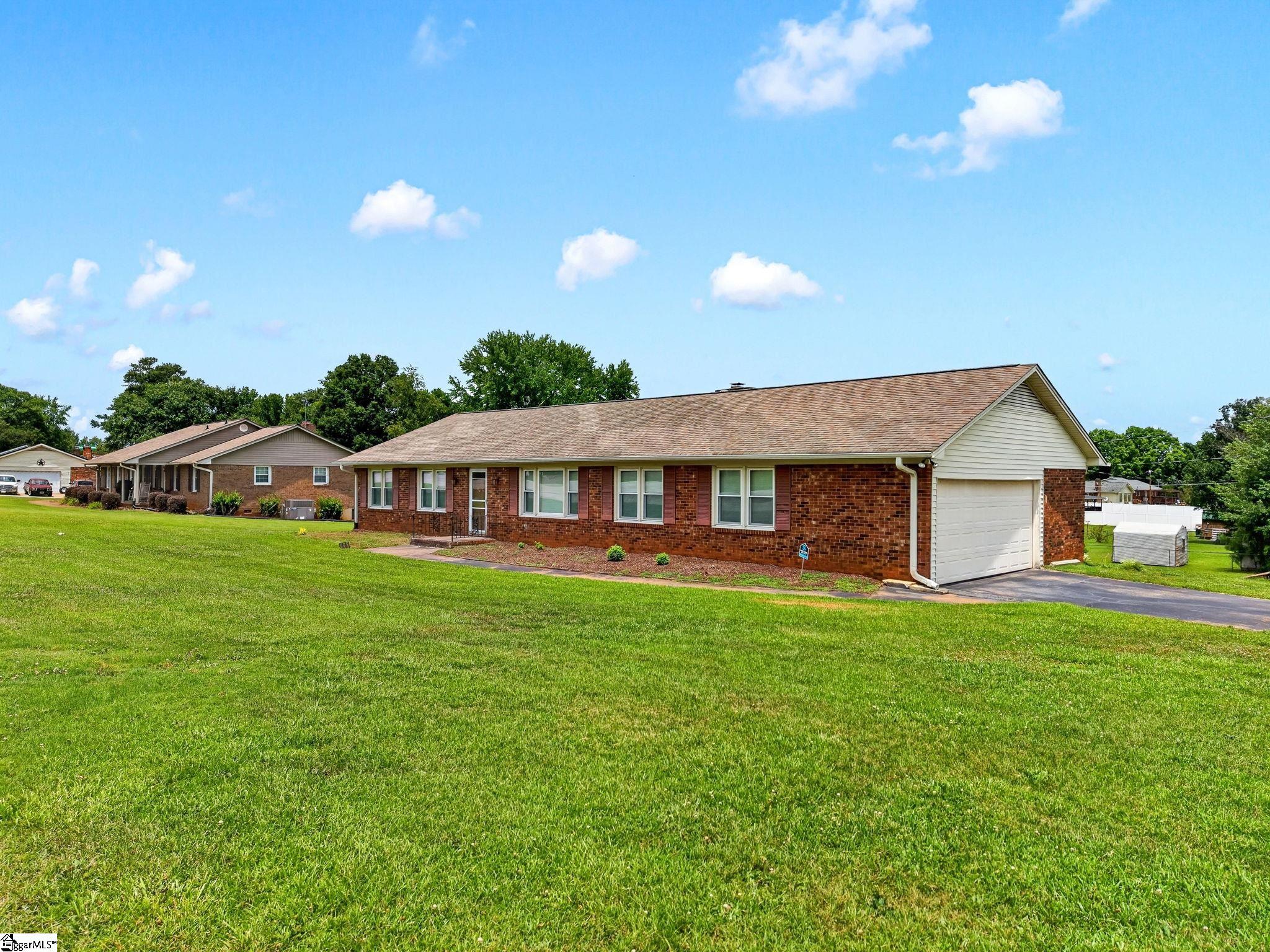 4067 Anderson Mill Road Spartanburg, SC 29301