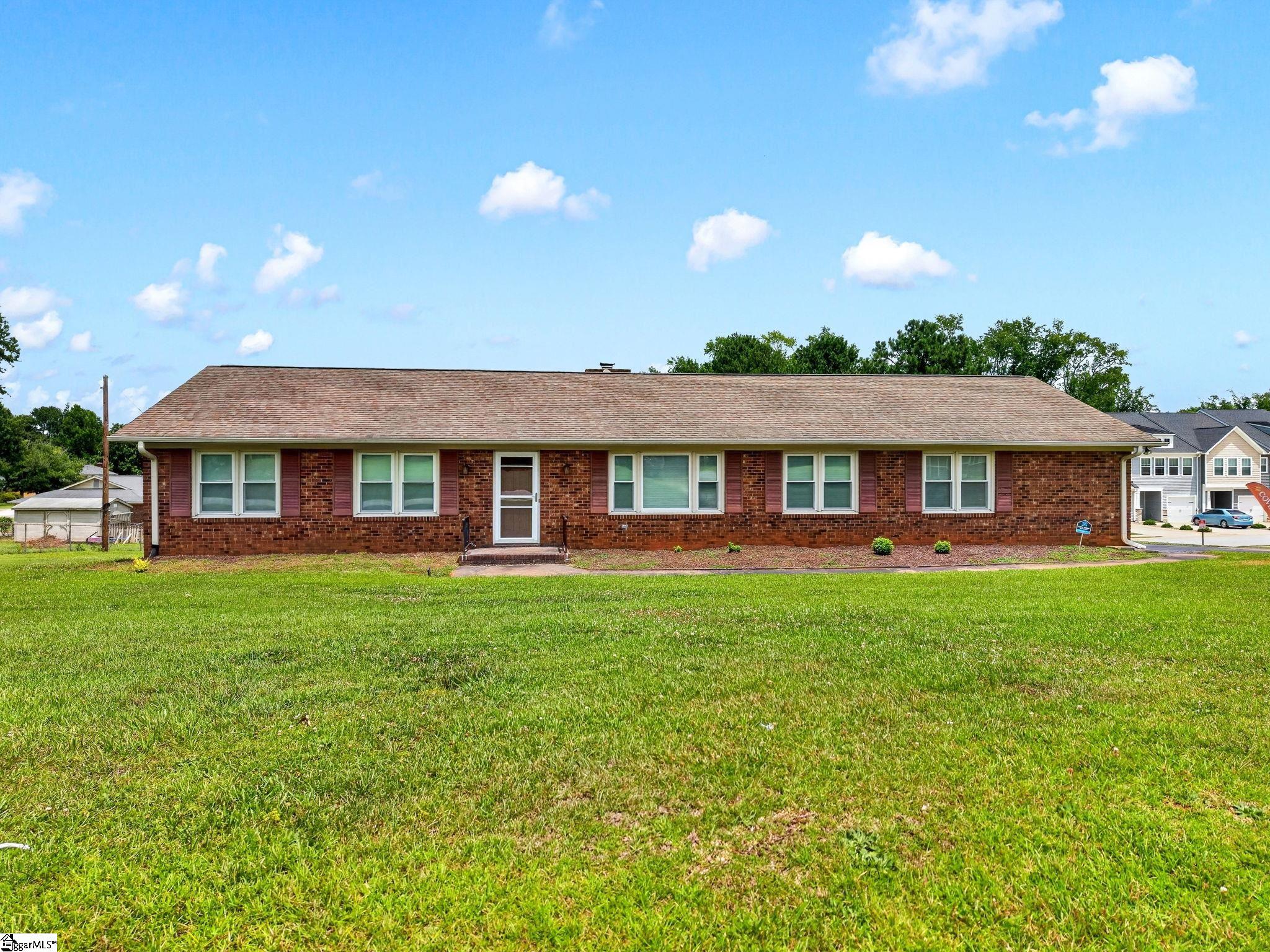 4067 Anderson Mill Road Spartanburg, SC 29301