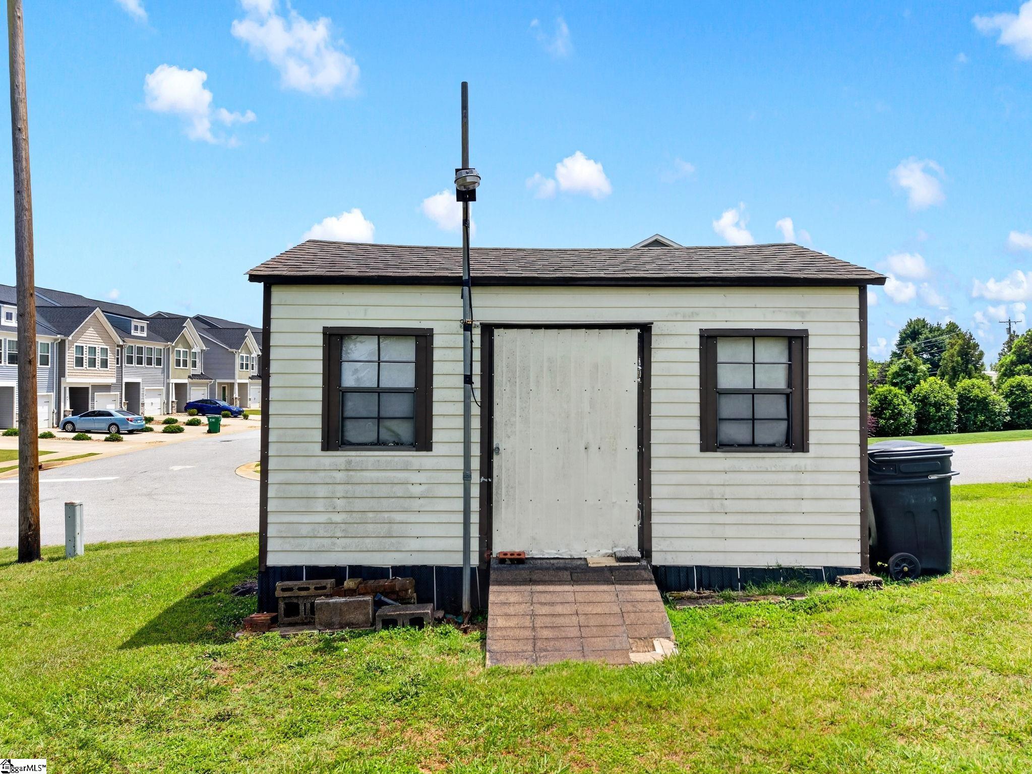 4067 Anderson Mill Road Spartanburg, SC 29301