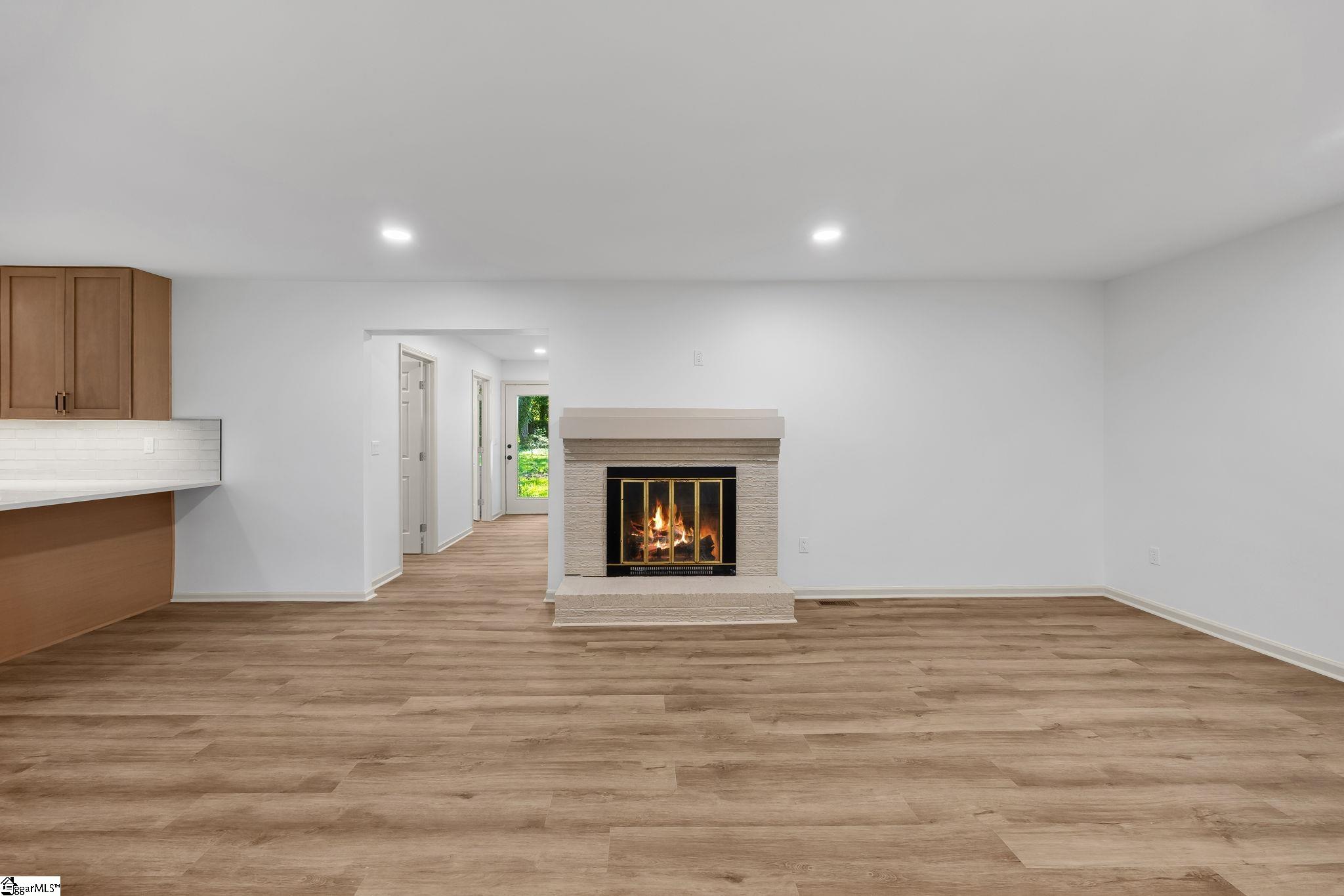 13 Bedford Lane Taylors, SC 29687