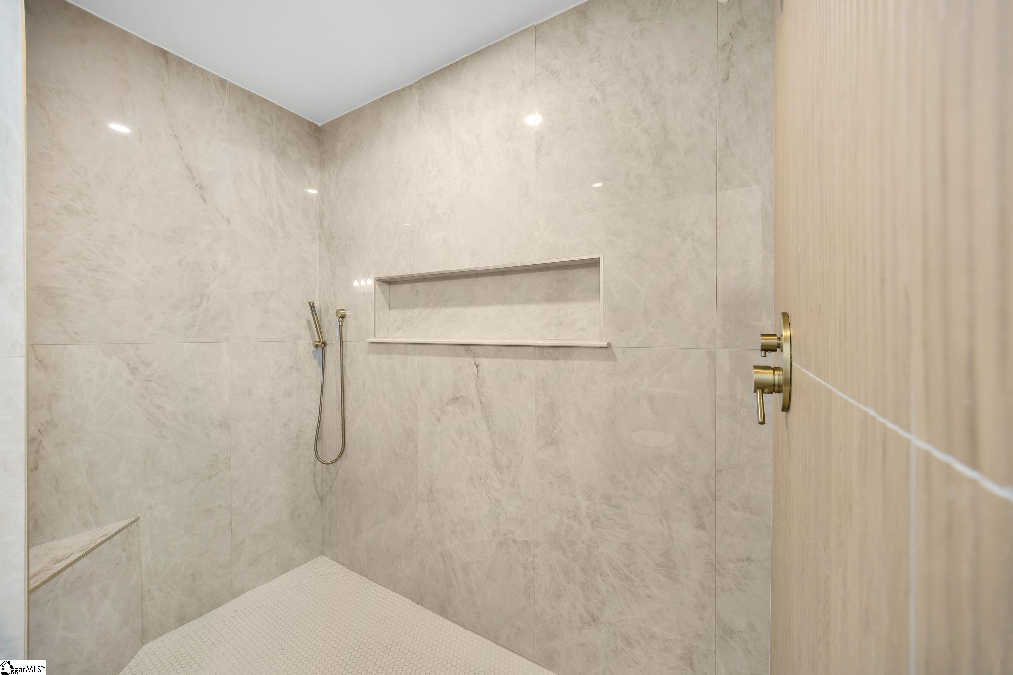 13 Bedford Lane Taylors, SC 29687