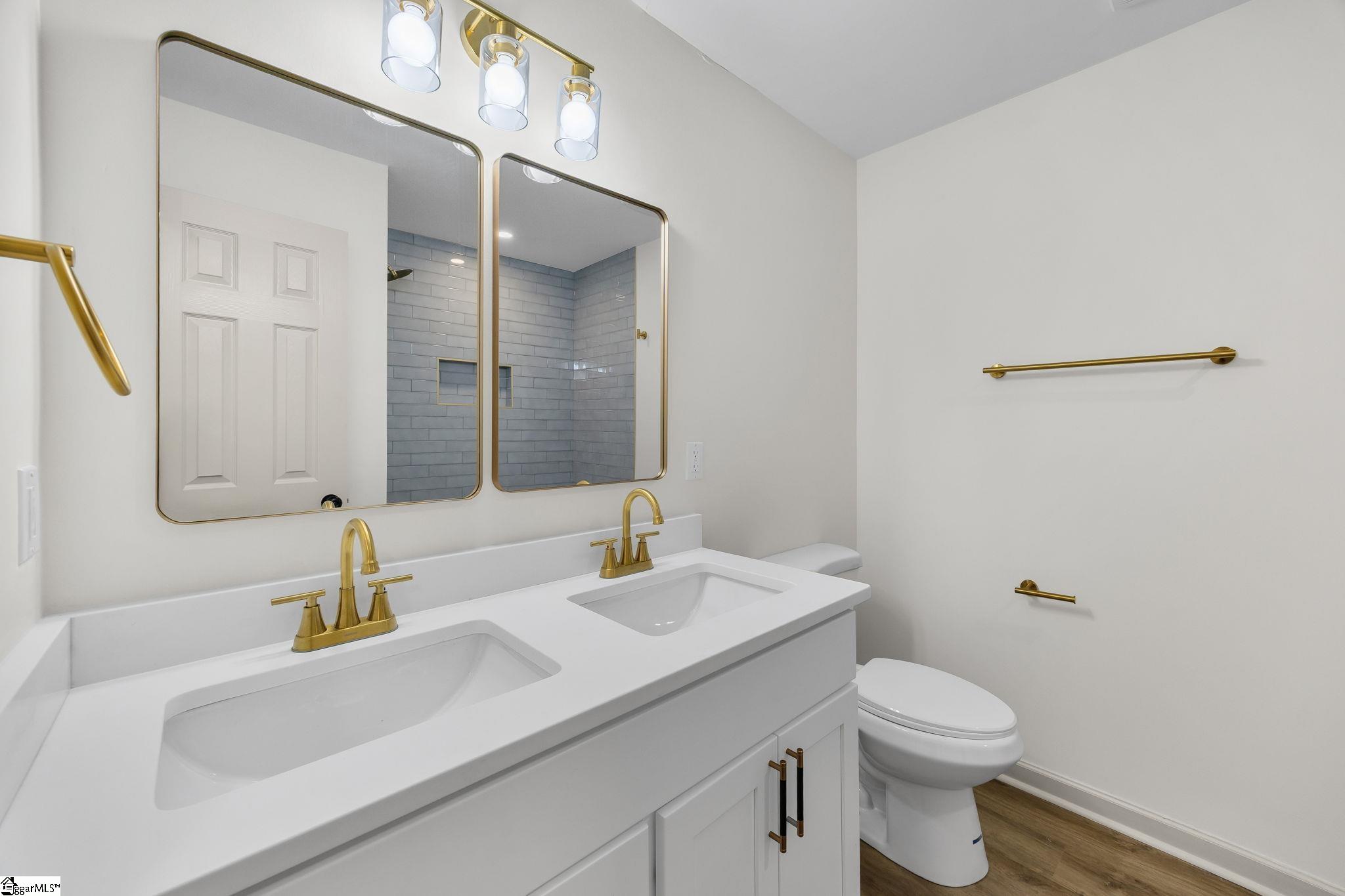 13 Bedford Lane Taylors, SC 29687
