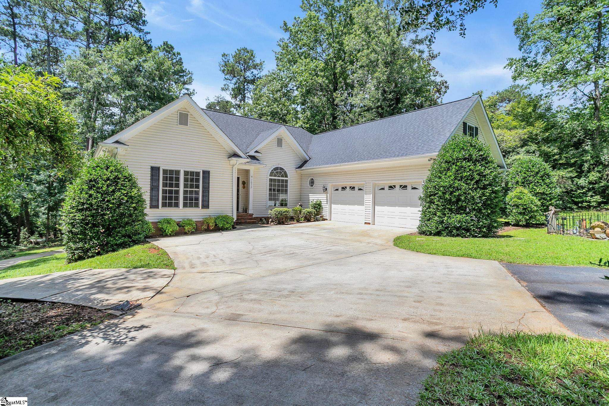 1017 Cove Circle Anderson, SC 29626