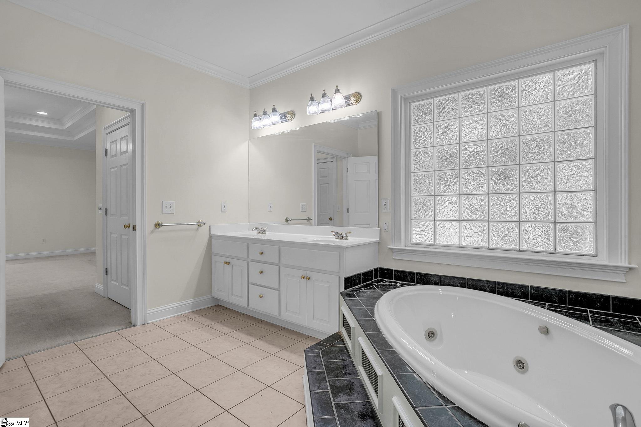 1017 Cove Circle Anderson, SC 29626