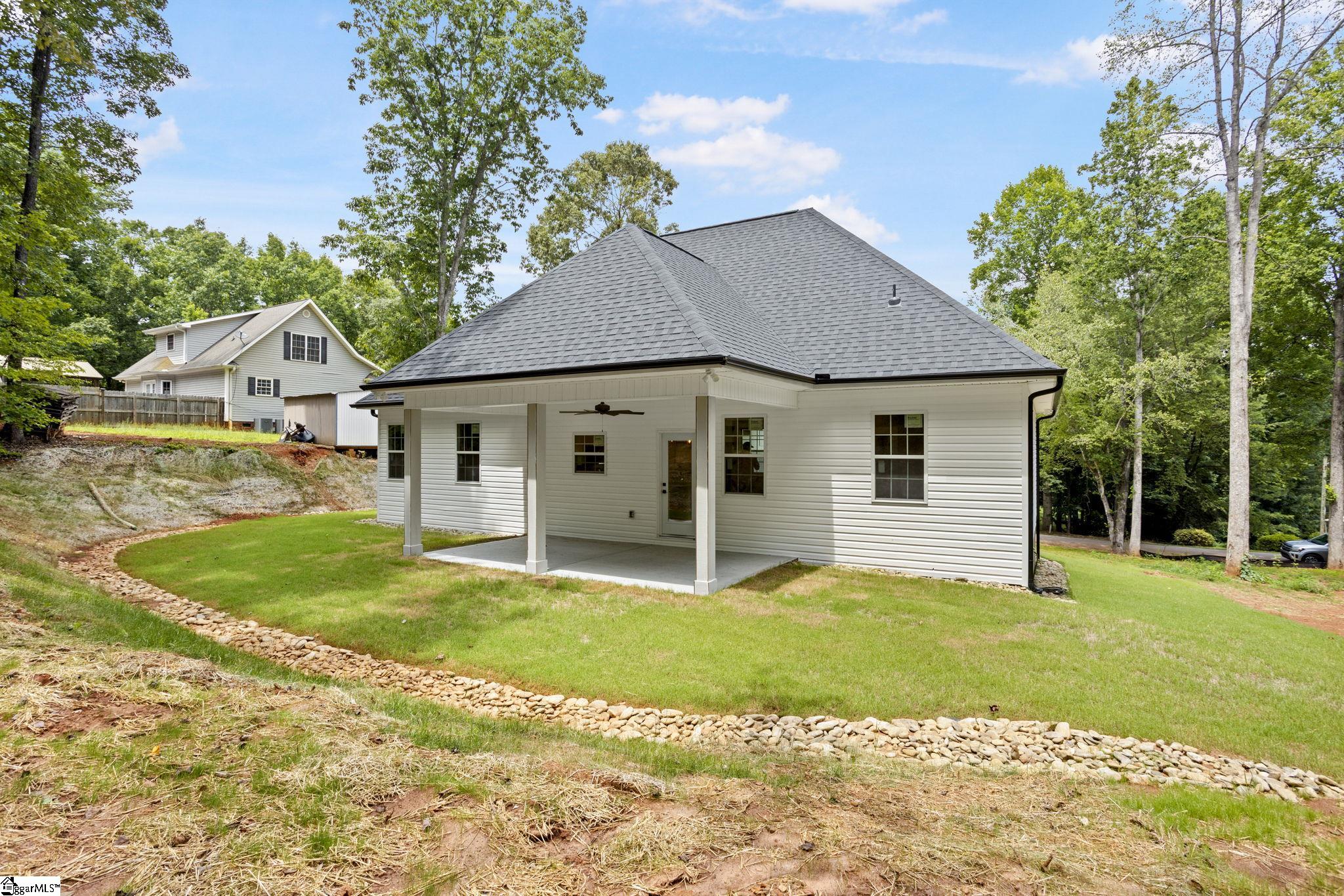 207 Eastview Drive Pickens, SC 29671