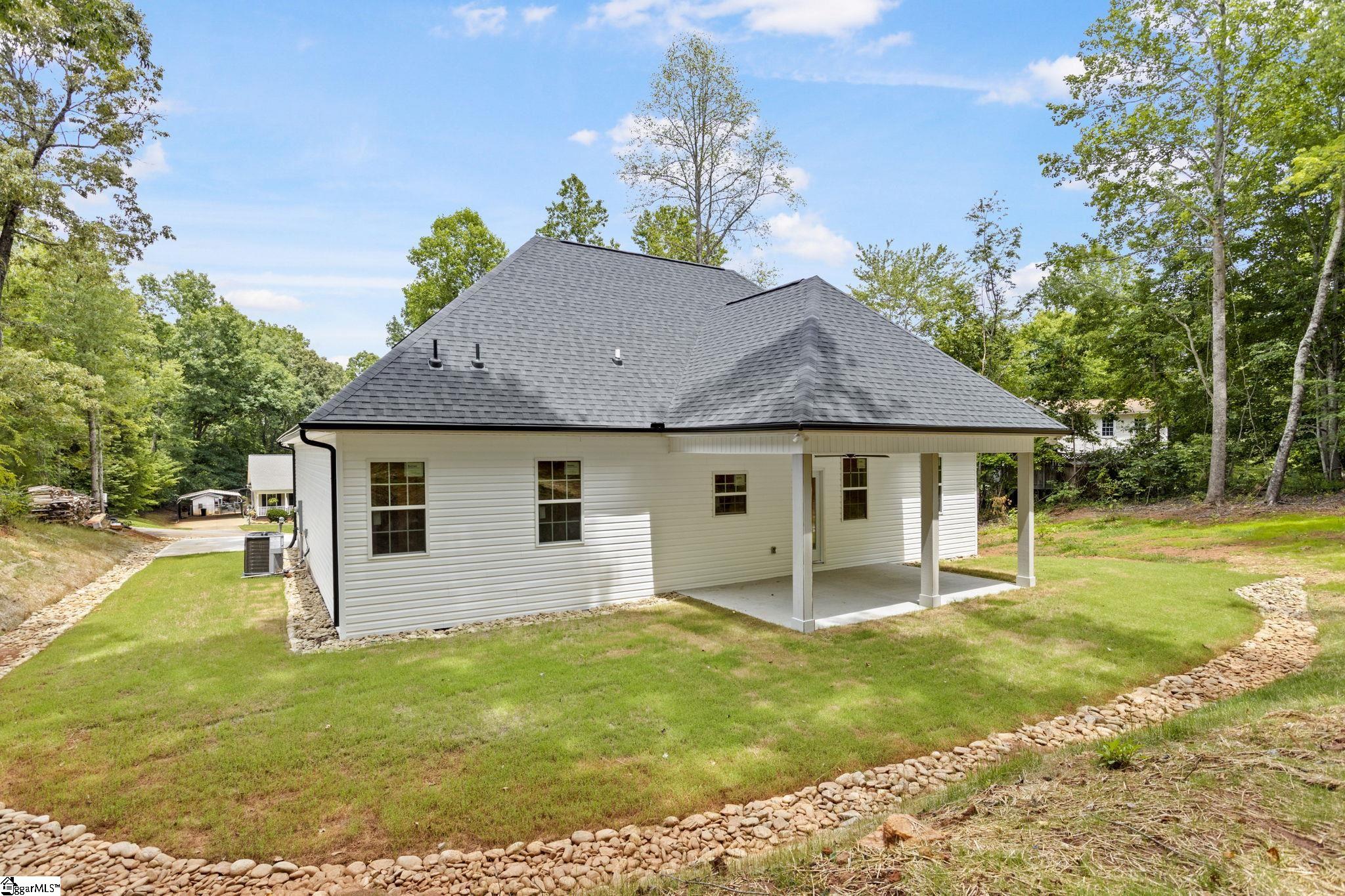 207 Eastview Drive Pickens, SC 29671