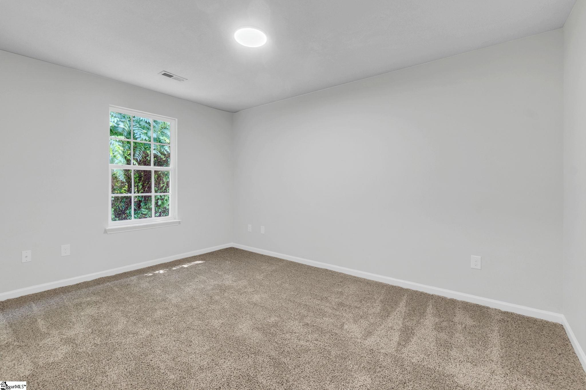18 Backwater Way Greenville, SC 29611