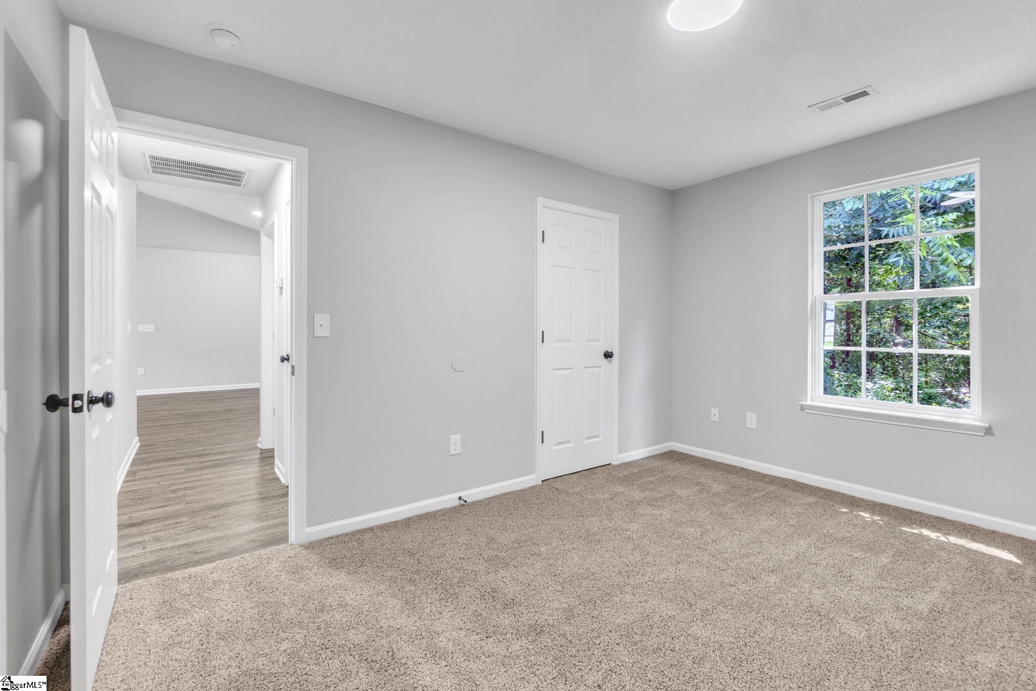18 Backwater Way Greenville, SC 29611