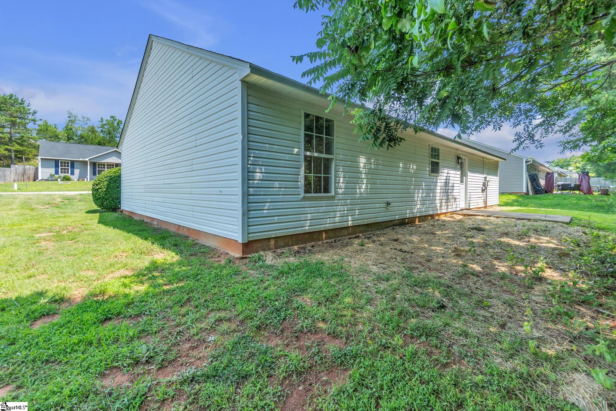 18 Backwater Way Greenville, SC 29611