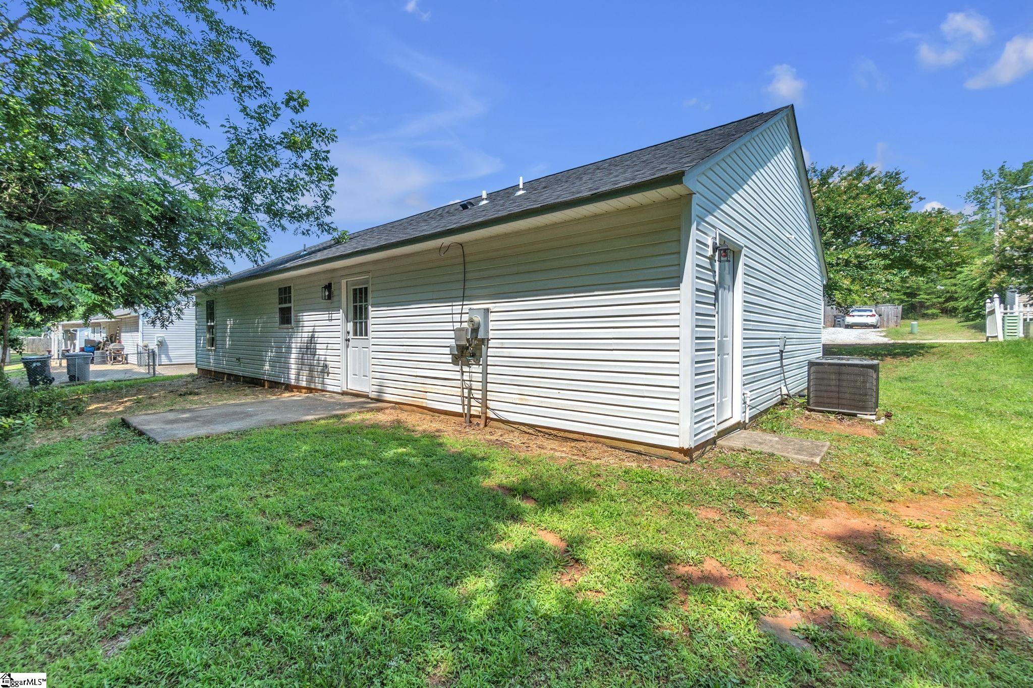 18 Backwater Way Greenville, SC 29611