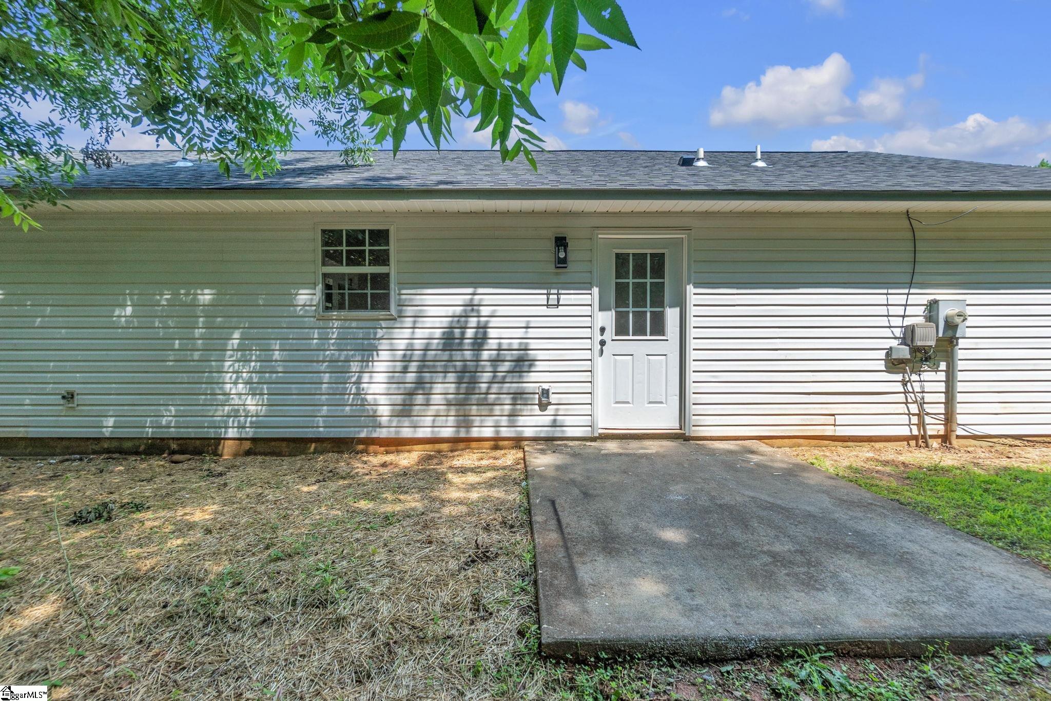 18 Backwater Way Greenville, SC 29611