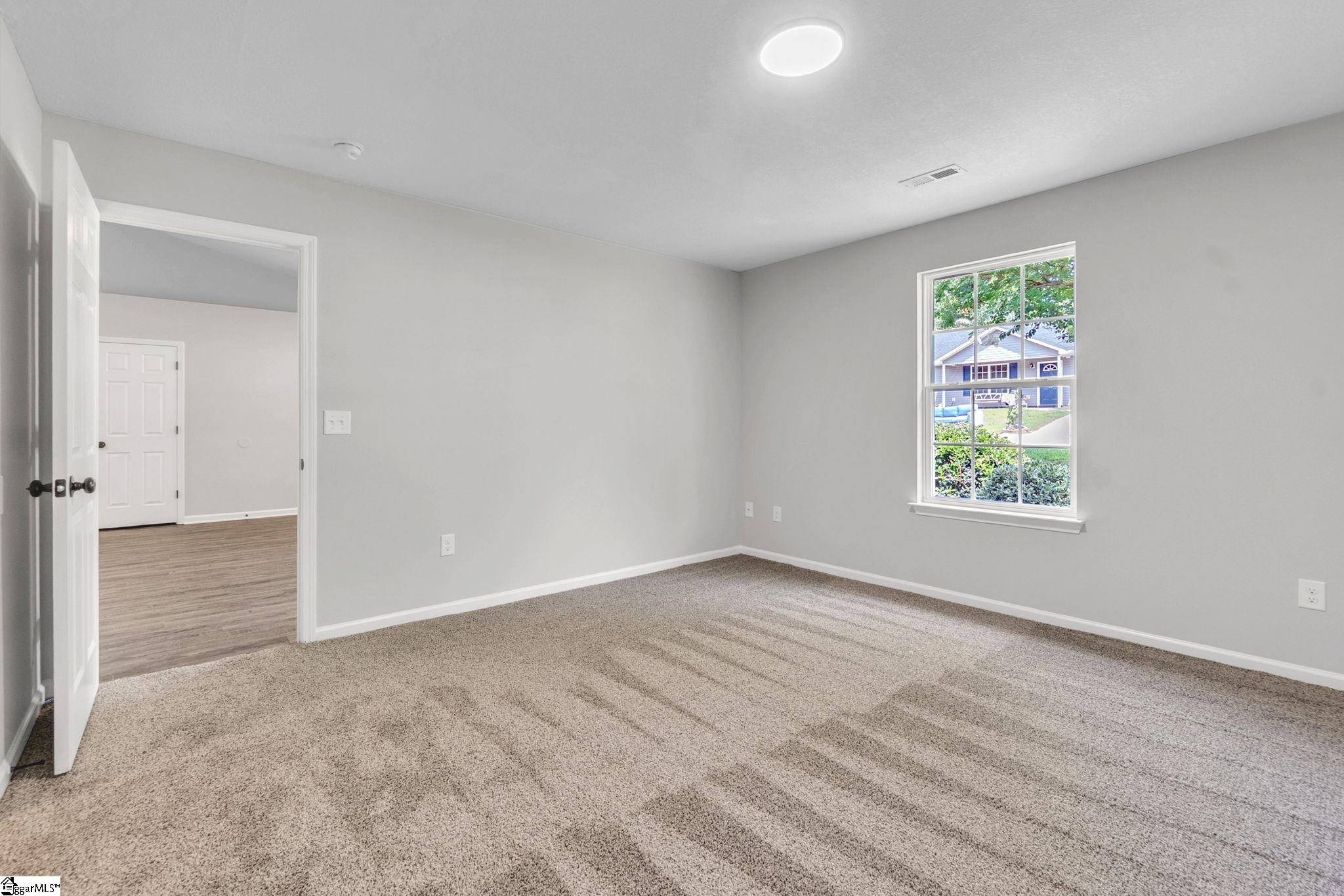18 Backwater Way Greenville, SC 29611