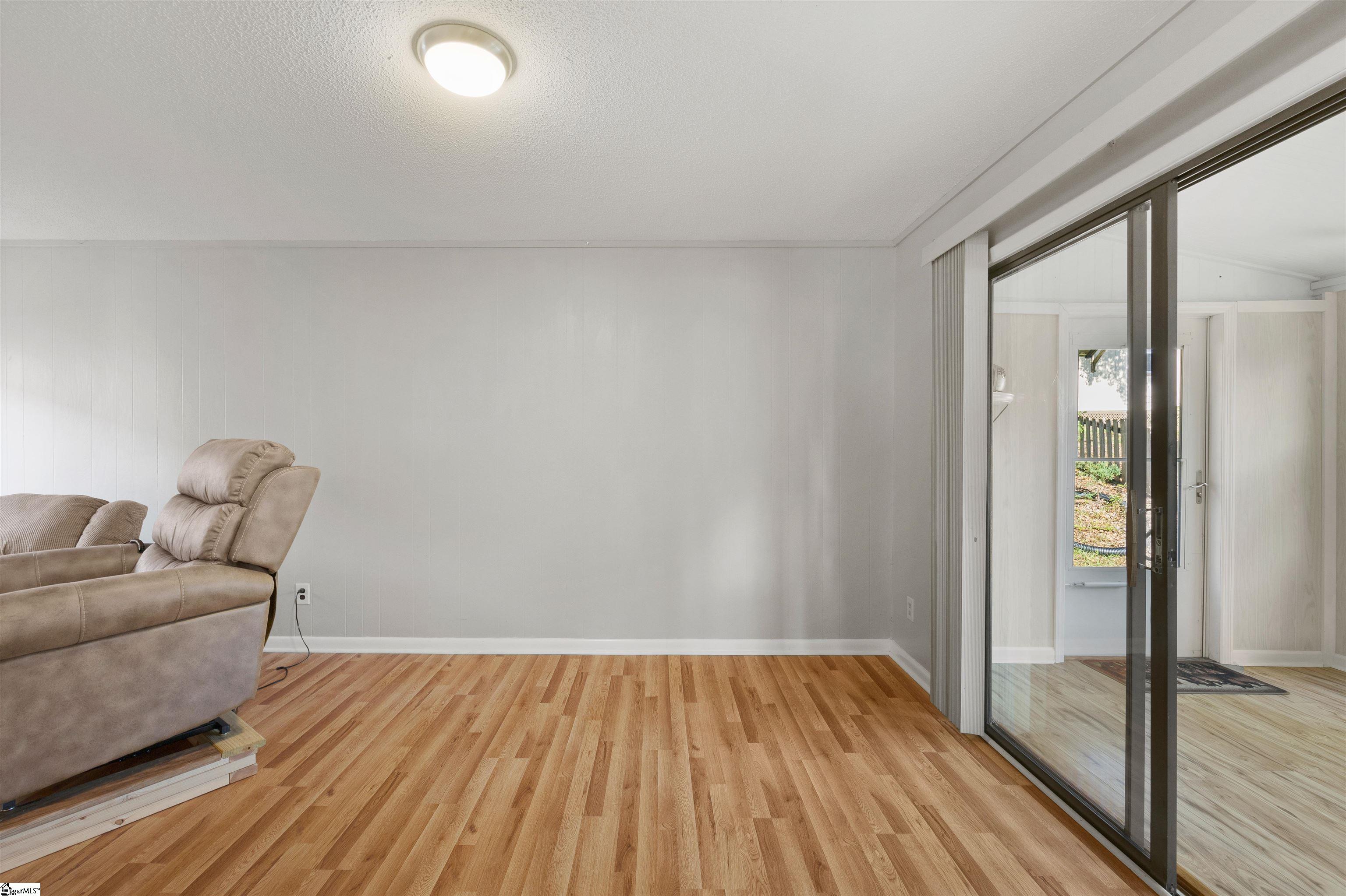 1105 Charter Oak Drive Taylors, SC 29687-4404