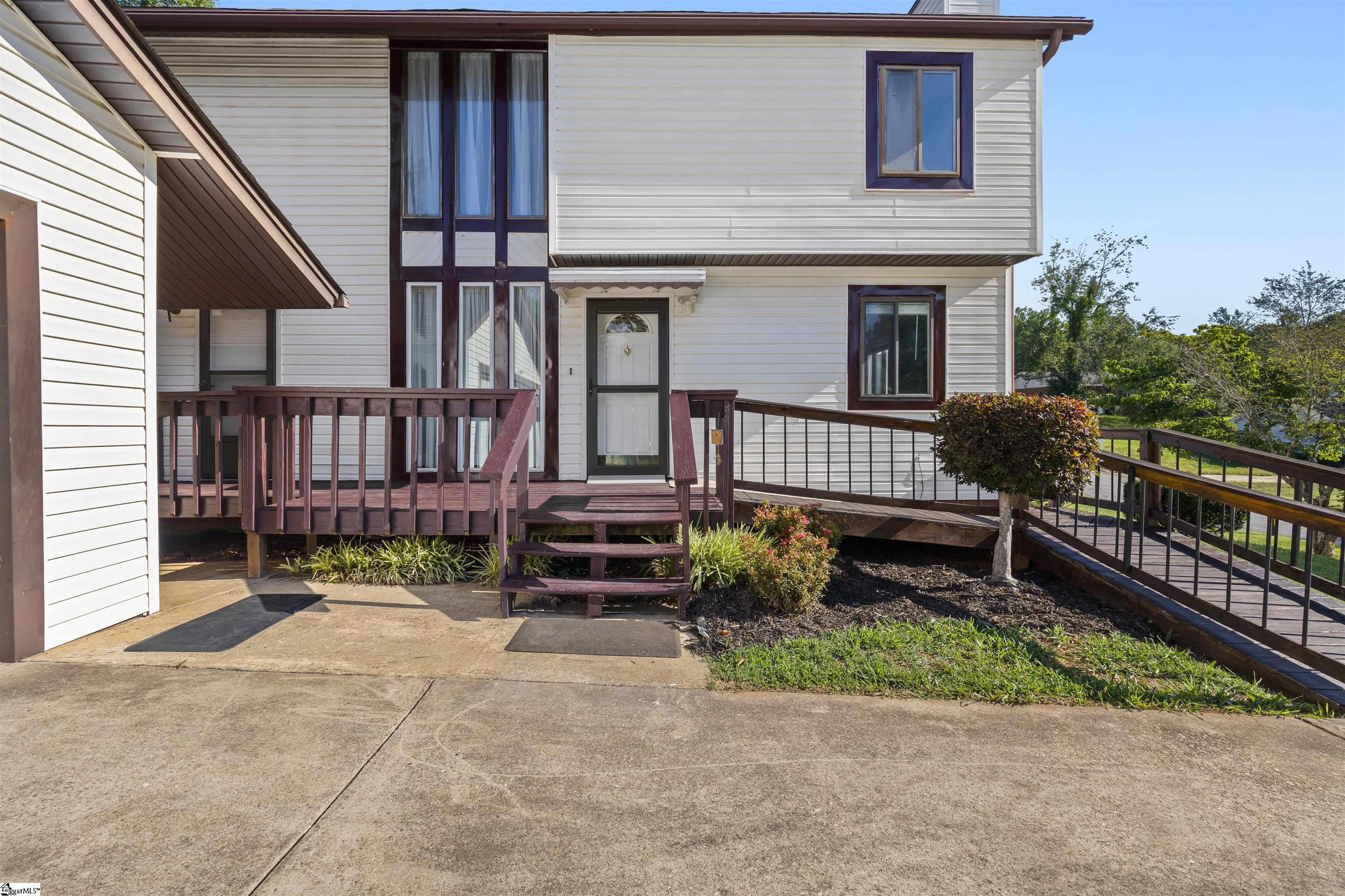 1105 Charter Oak Drive Taylors, SC 29687-4404