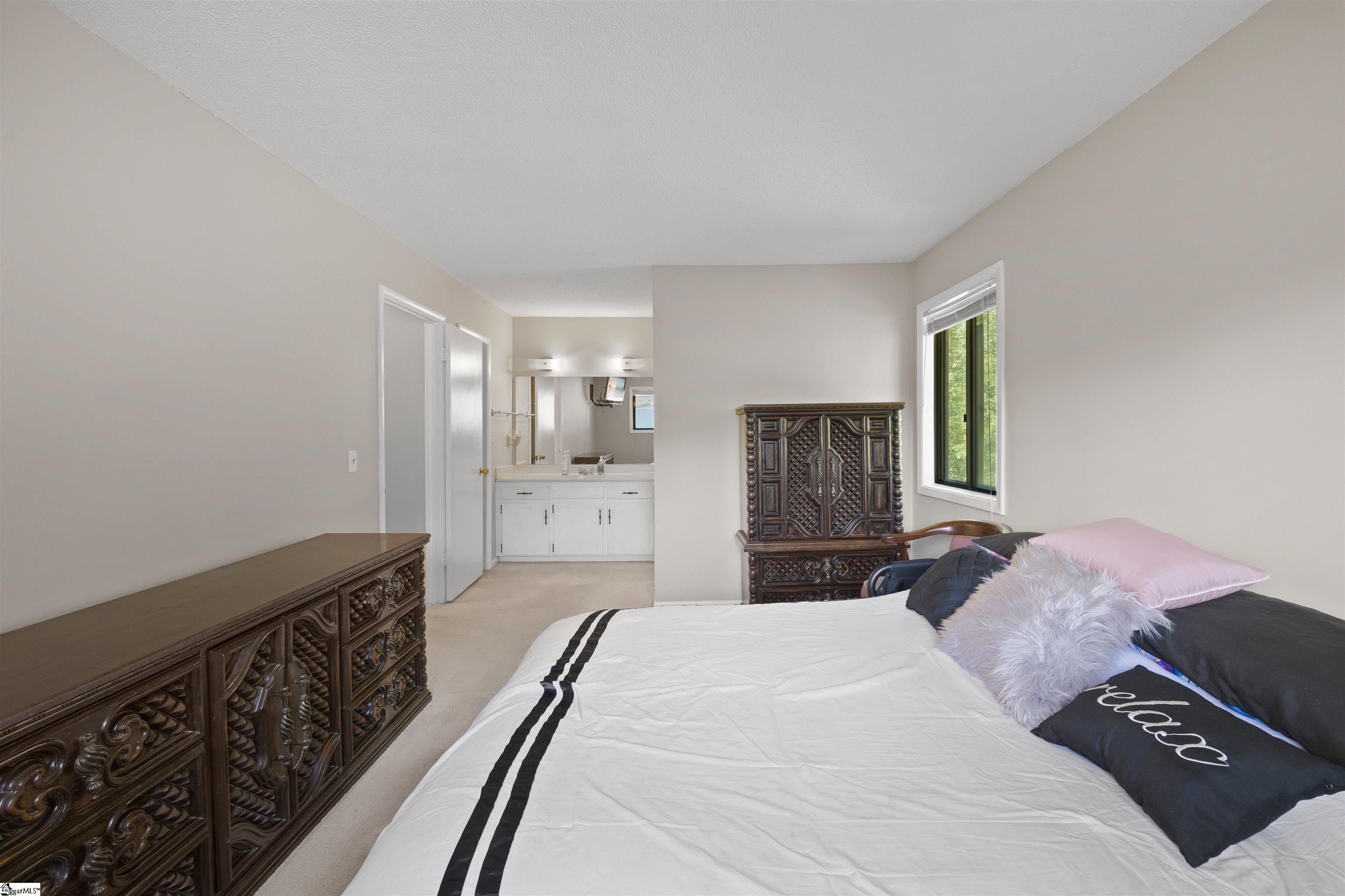 1105 Charter Oak Drive Taylors, SC 29687-4404