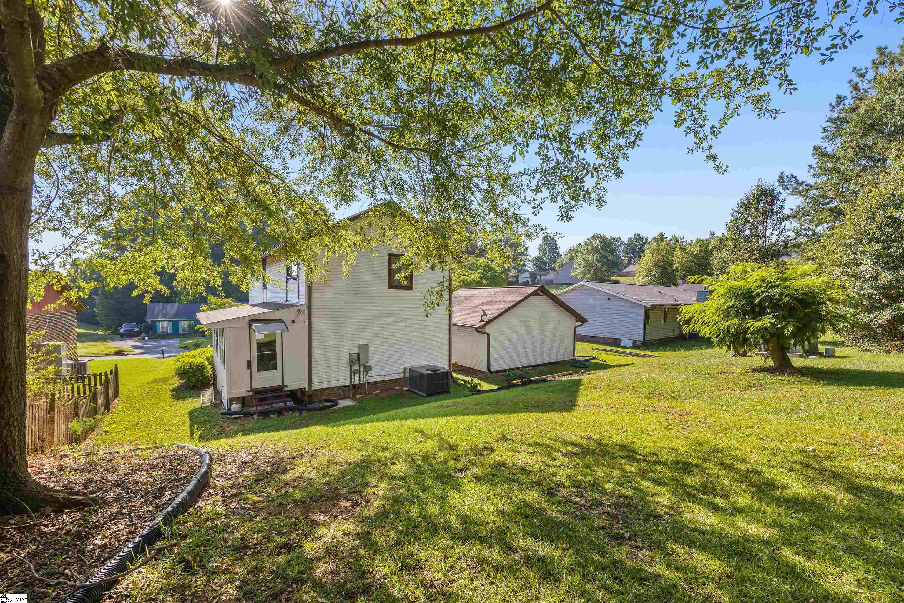 1105 Charter Oak Drive Taylors, SC 29687-4404