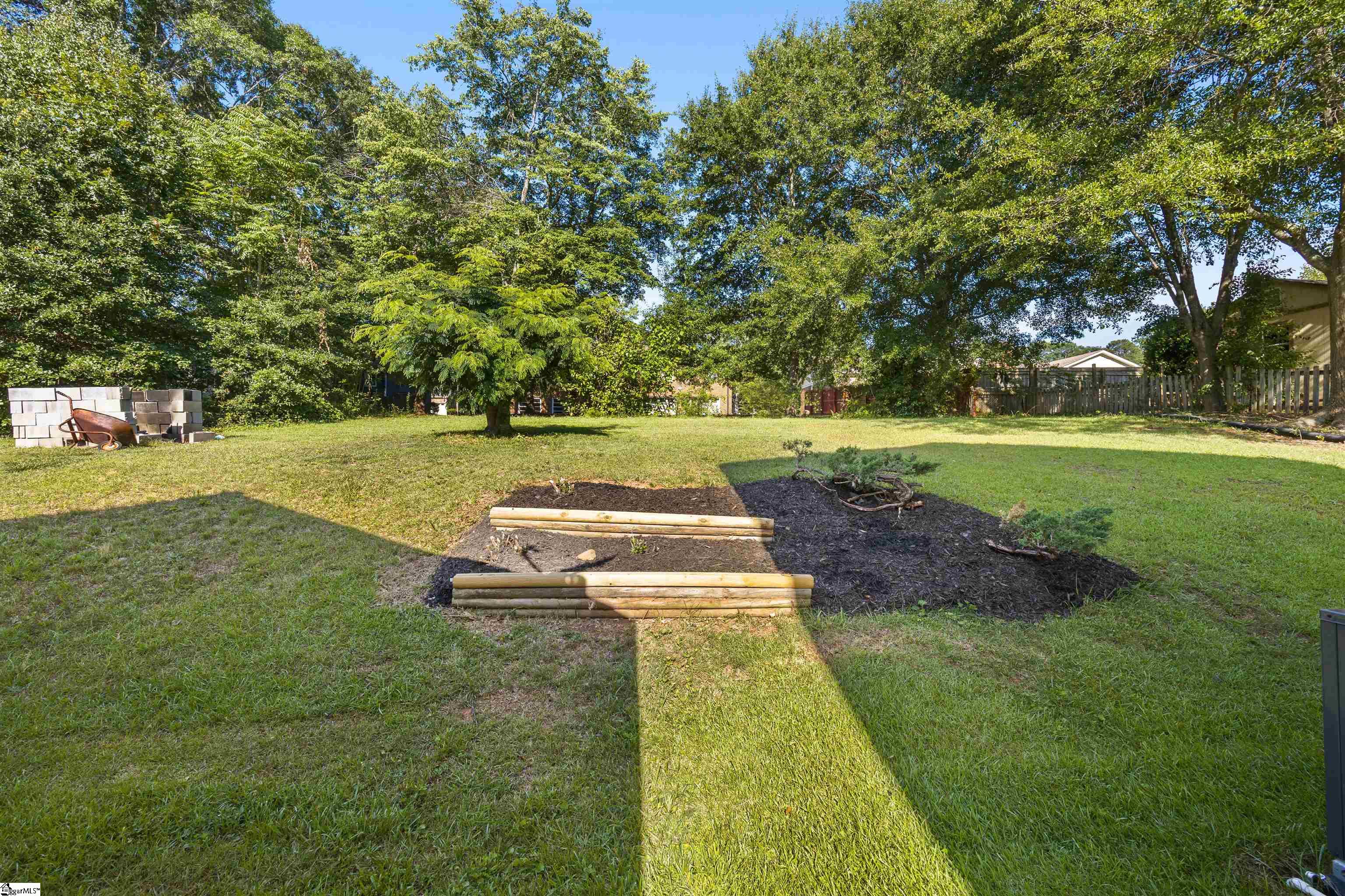 1105 Charter Oak Drive Taylors, SC 29687-4404