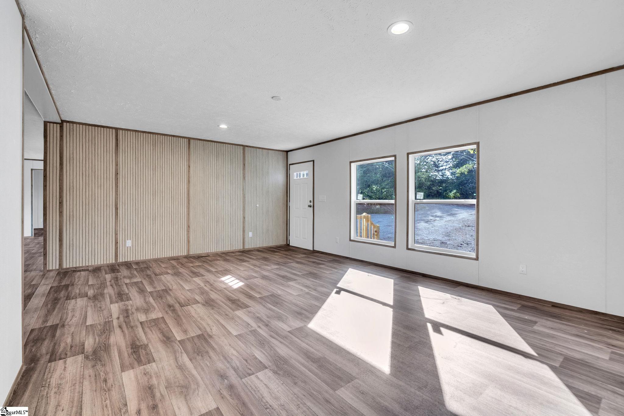1120 Evergreen Church Road Starr, SC 29684