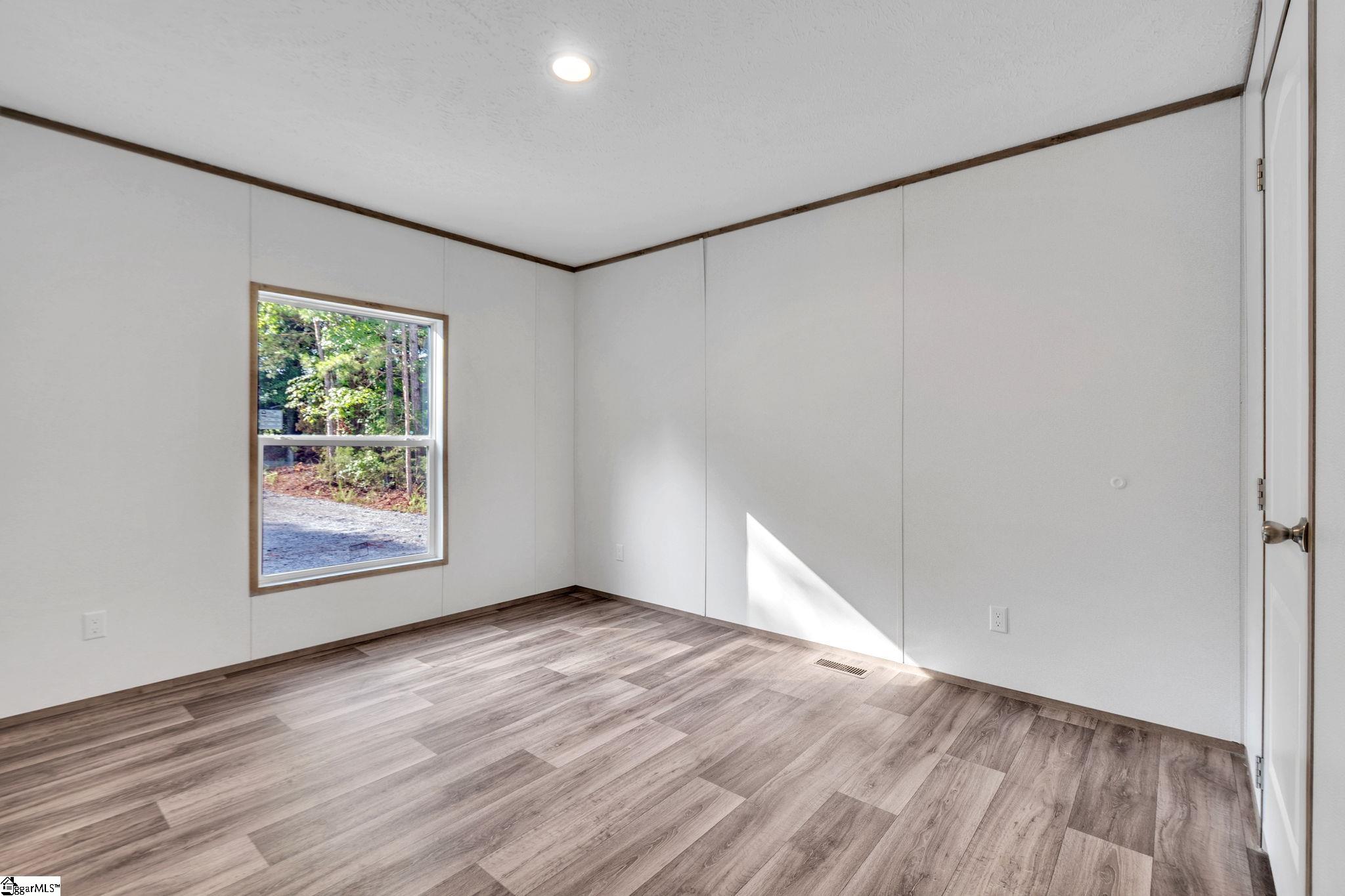 1120 Evergreen Church Road Starr, SC 29684